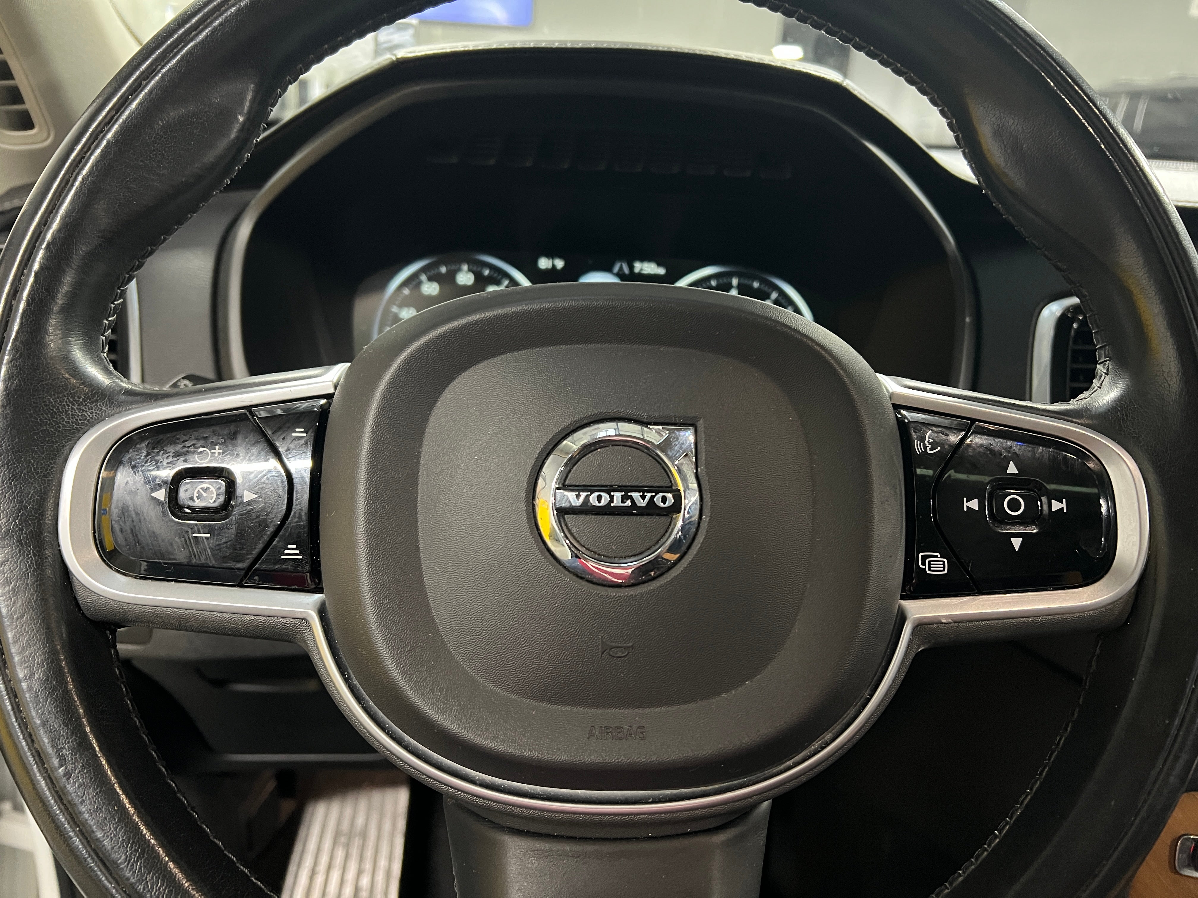 2019 Volvo XC90 T6 Inscription 4