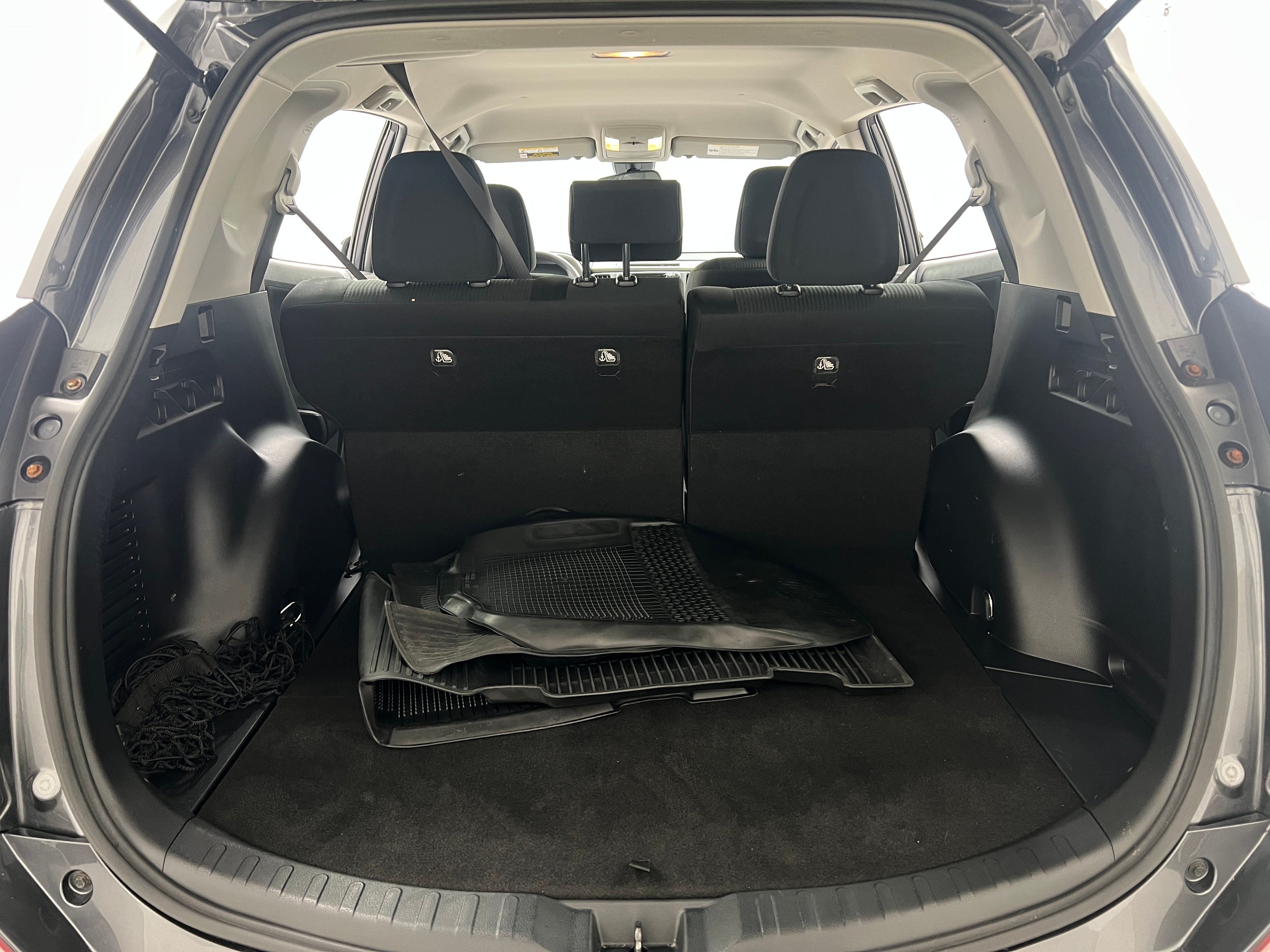 2018 Toyota RAV4 LE 7