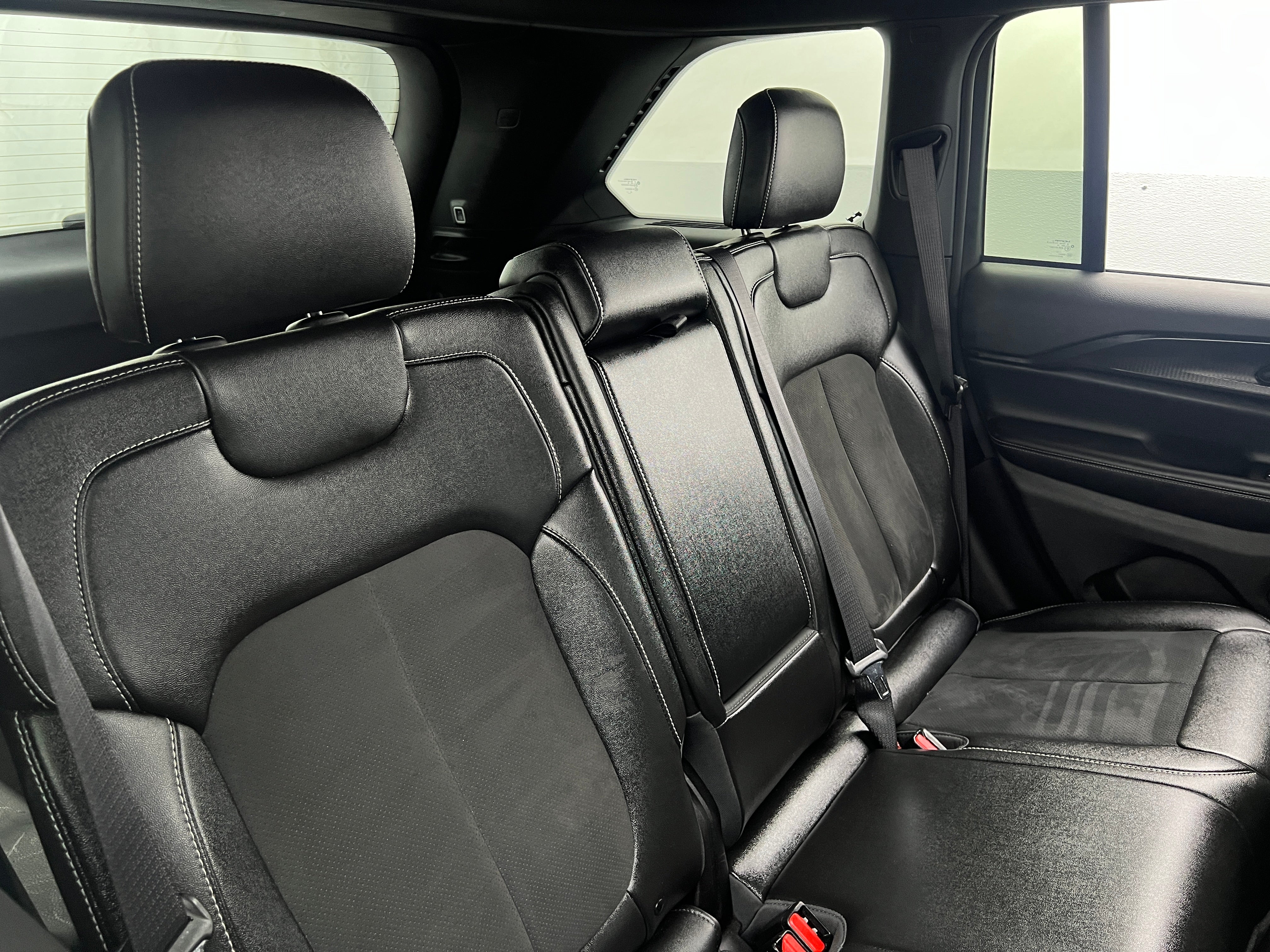 2024 Jeep Grand Cherokee Altitude 6