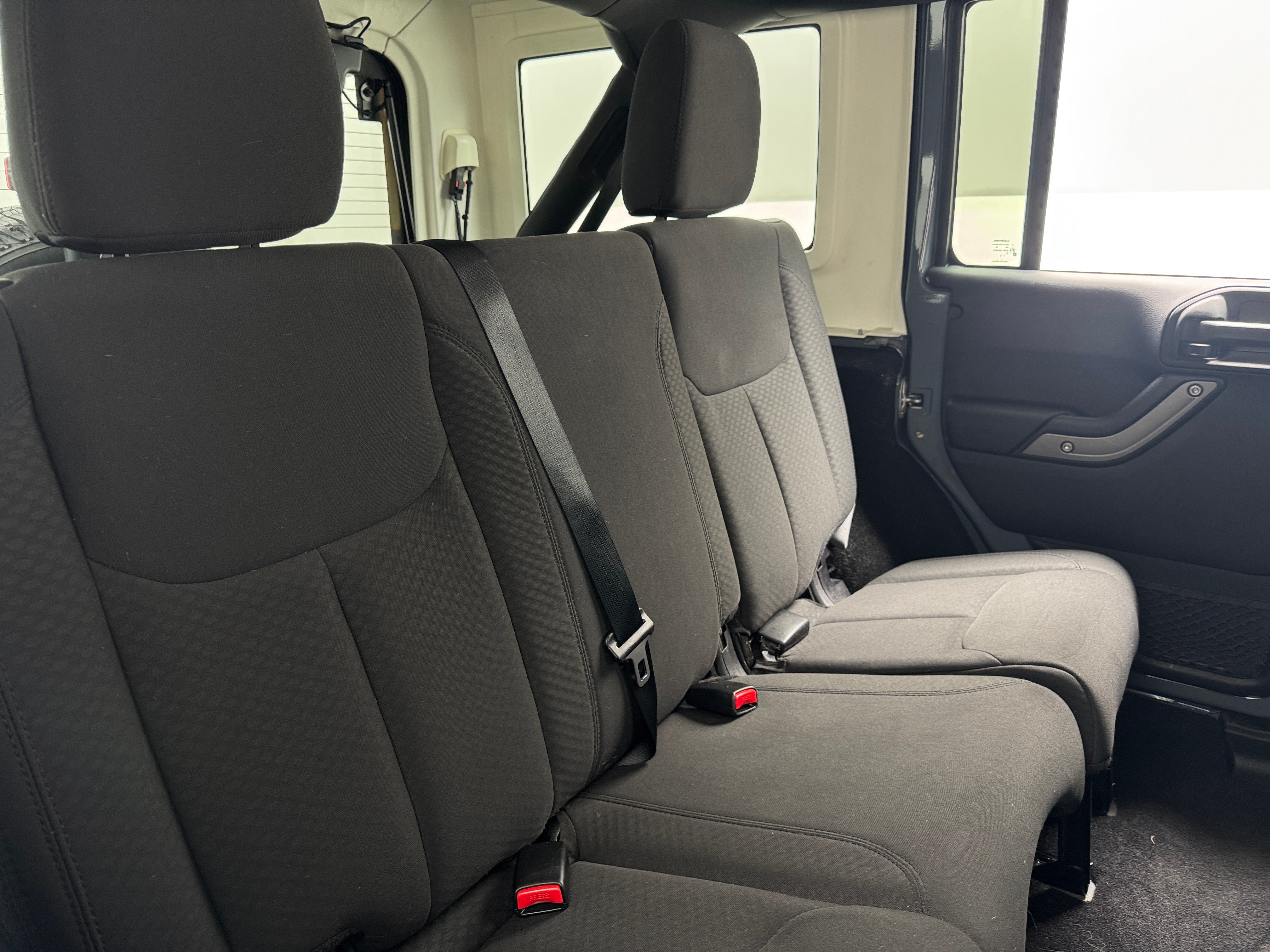 2014 Jeep Wrangler Unlimited Sport S 6