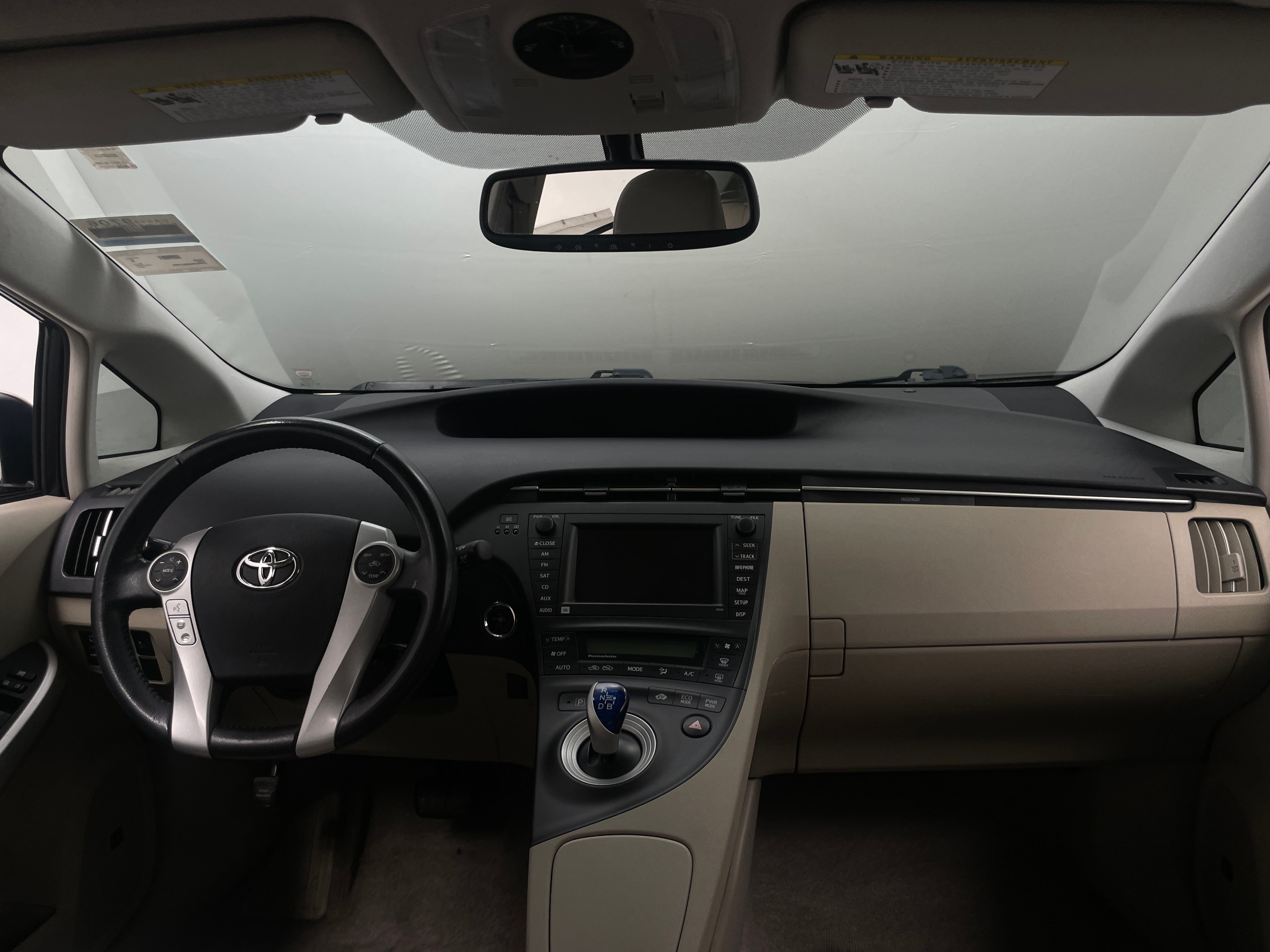 2011 Toyota Prius Four 3