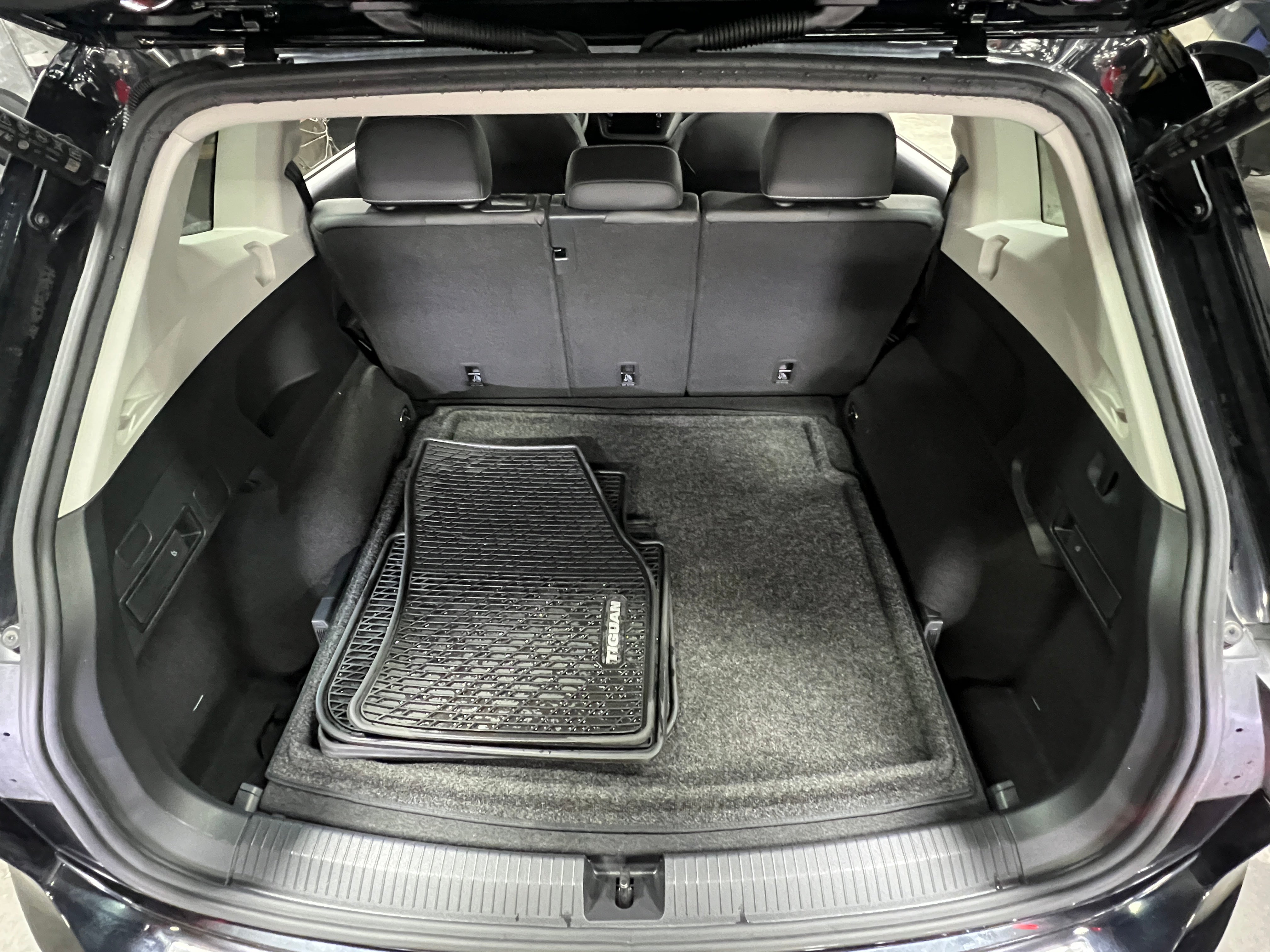 2022 Volkswagen Tiguan SE 6