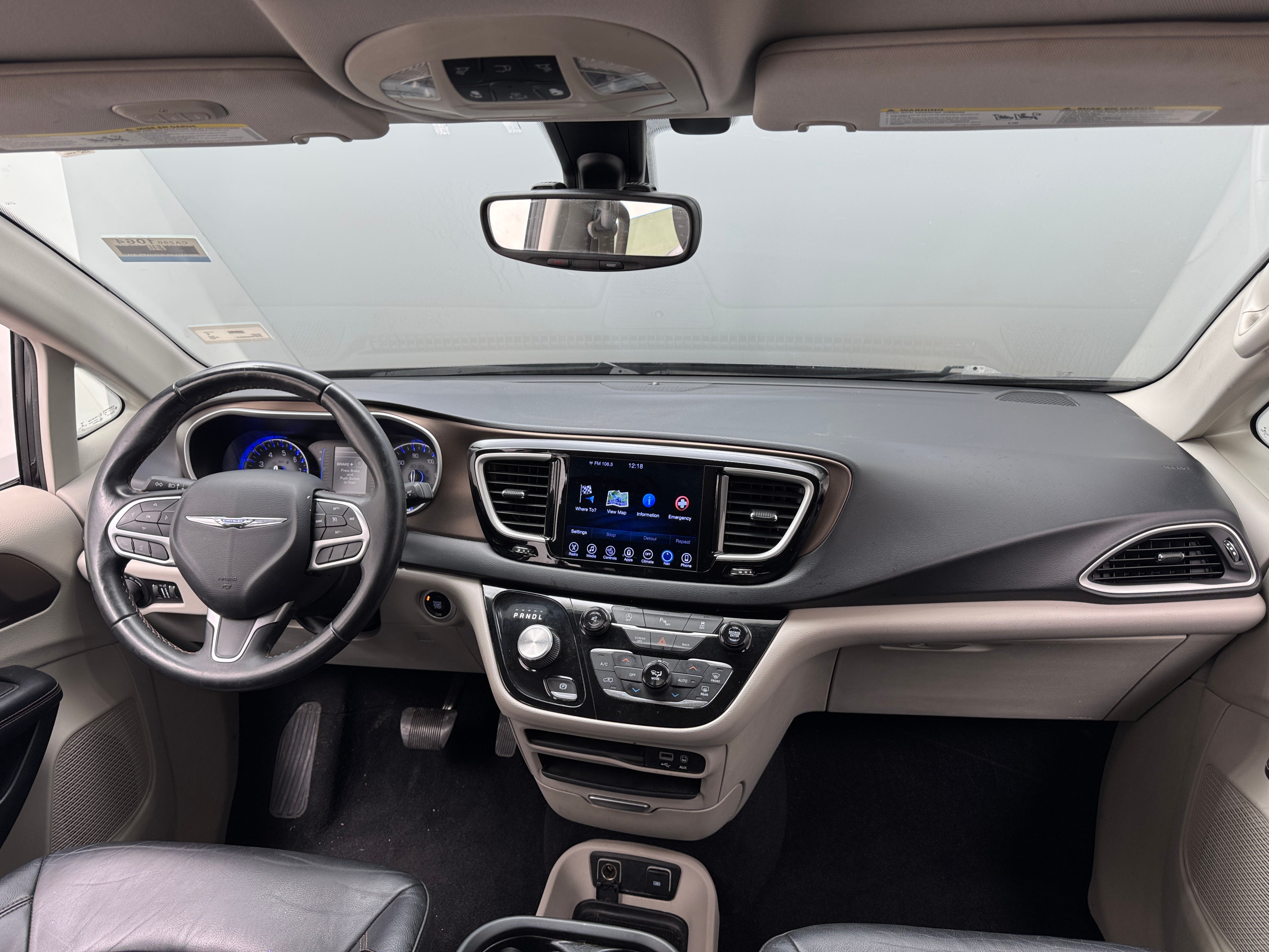 2017 Chrysler Pacifica Touring L 2