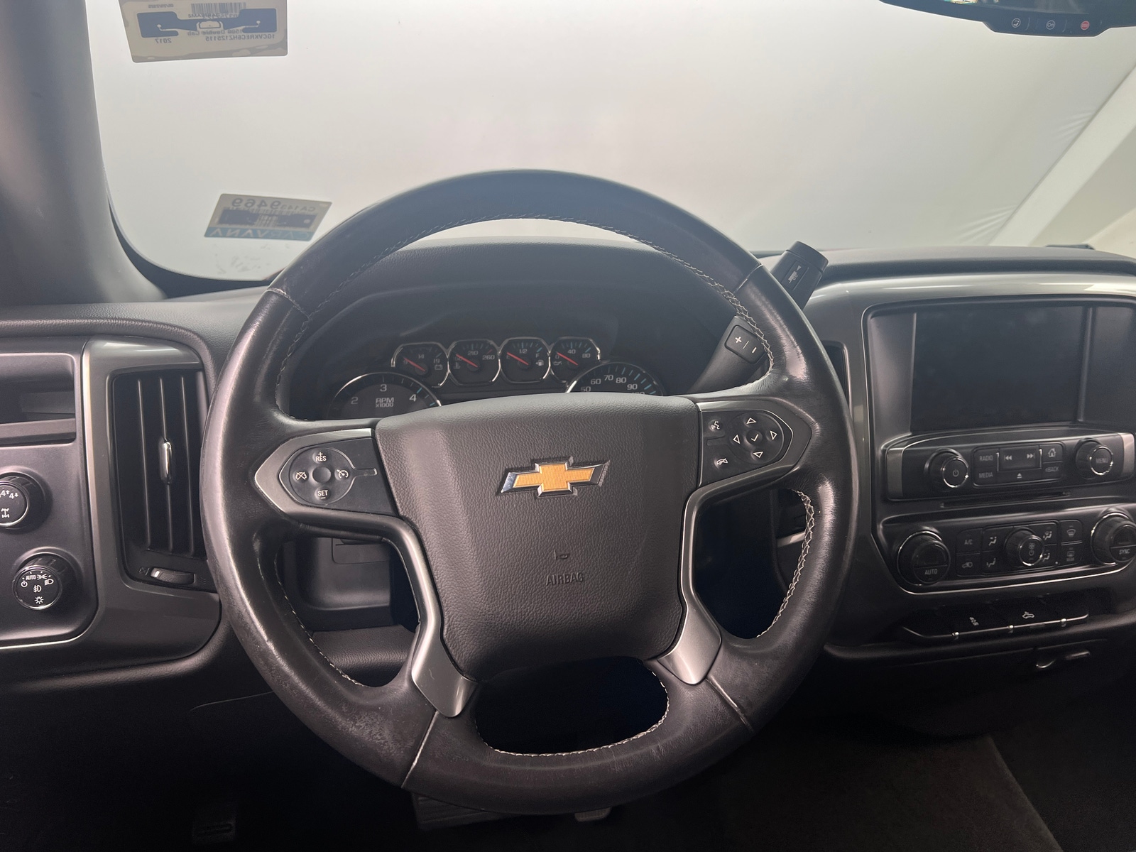 Thumbnail: 2017 Chevrolet Silverado 1500 - 5
