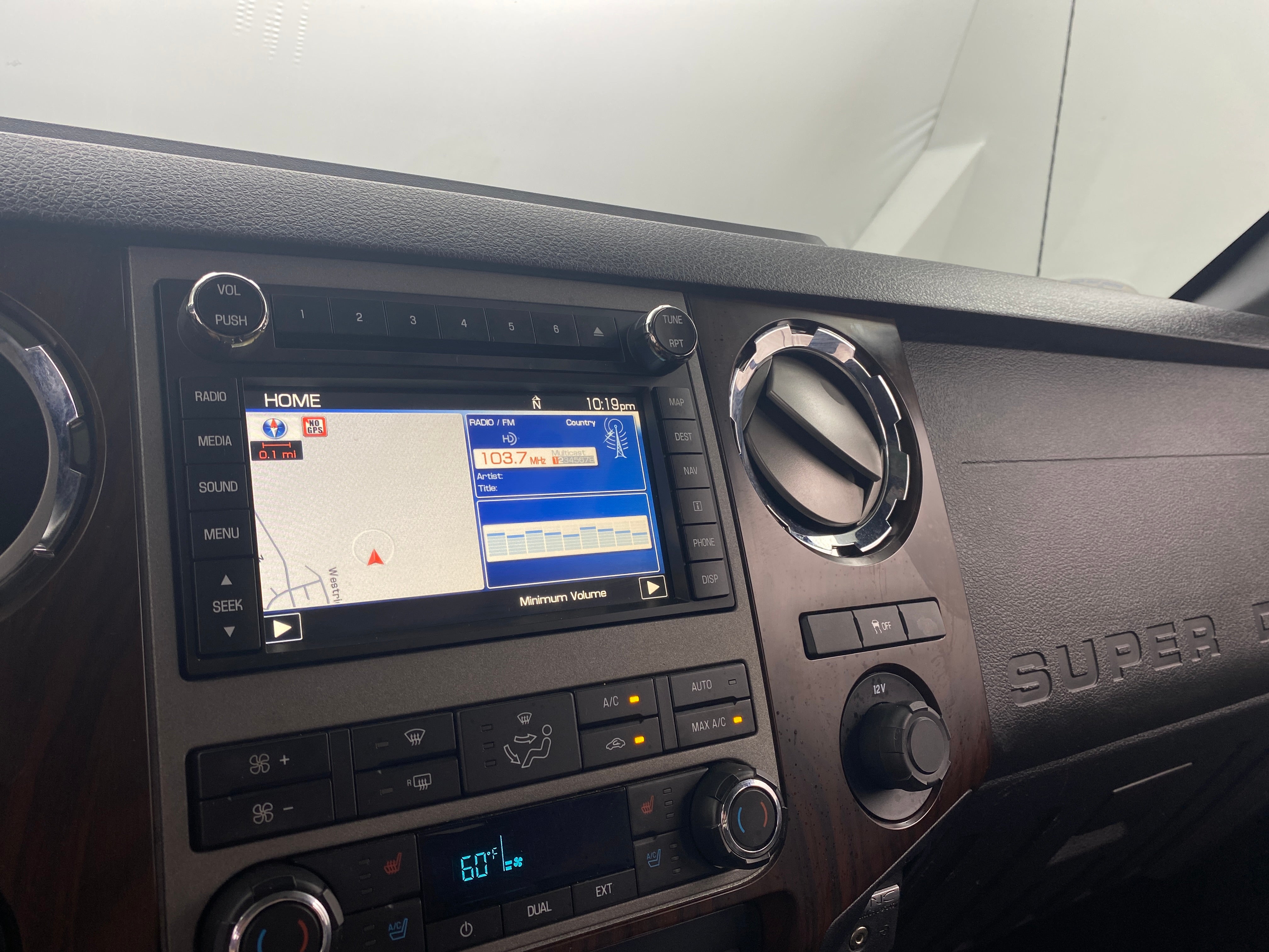 2012 Ford Econoline E-250 4