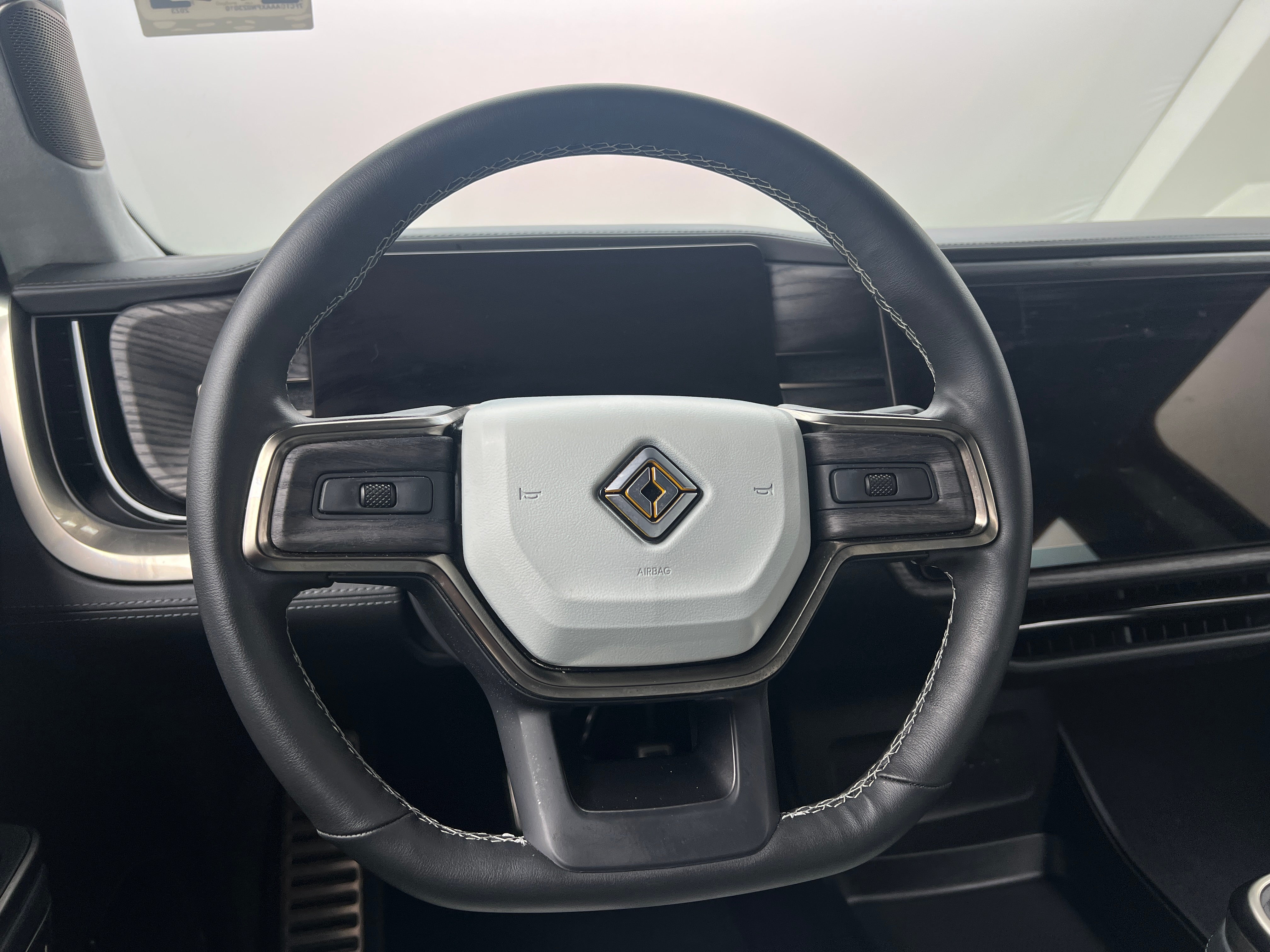 2023 Rivian R1T Adventure 4