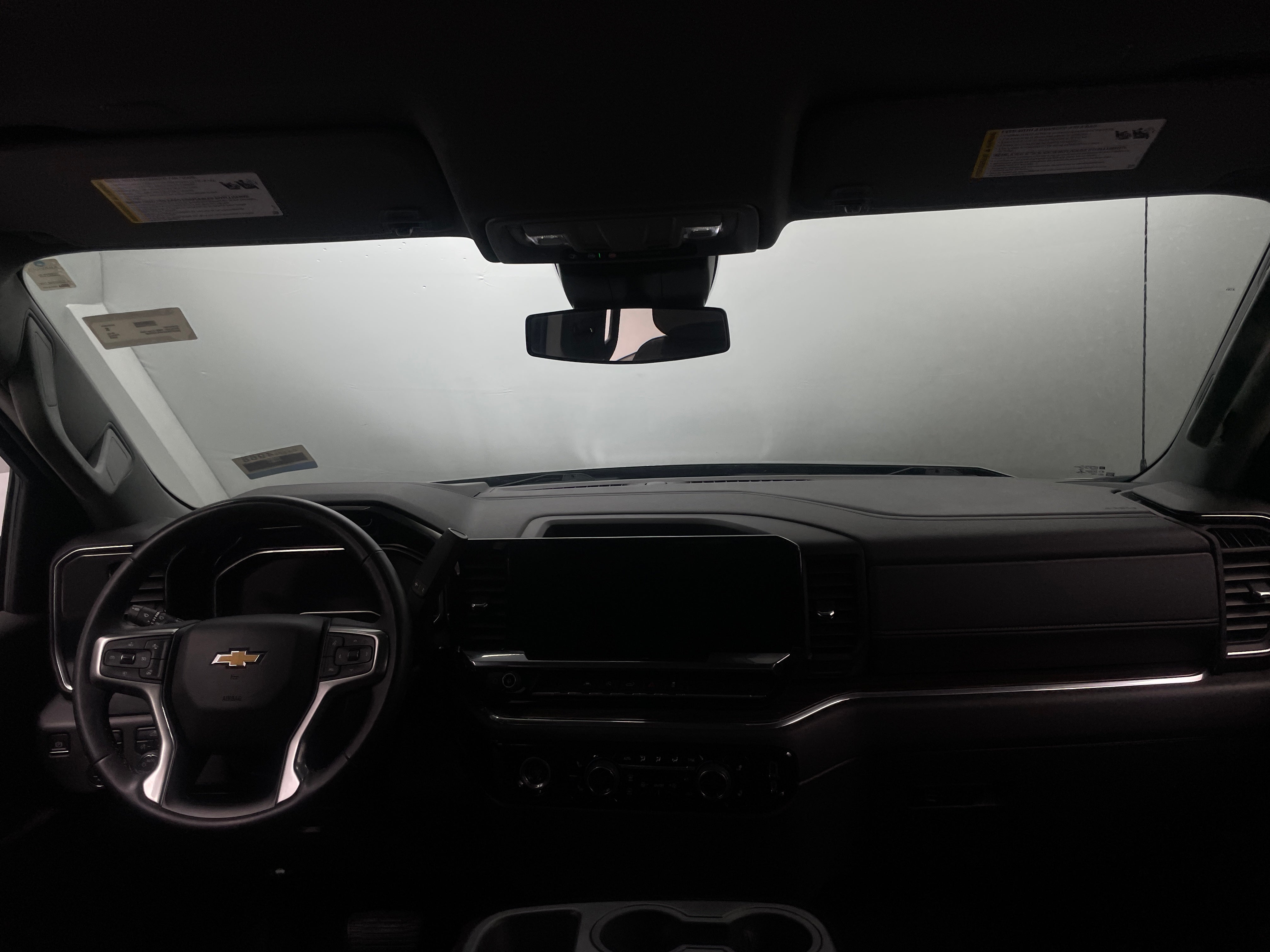 2023 Chevrolet Silverado 1500 LT 3