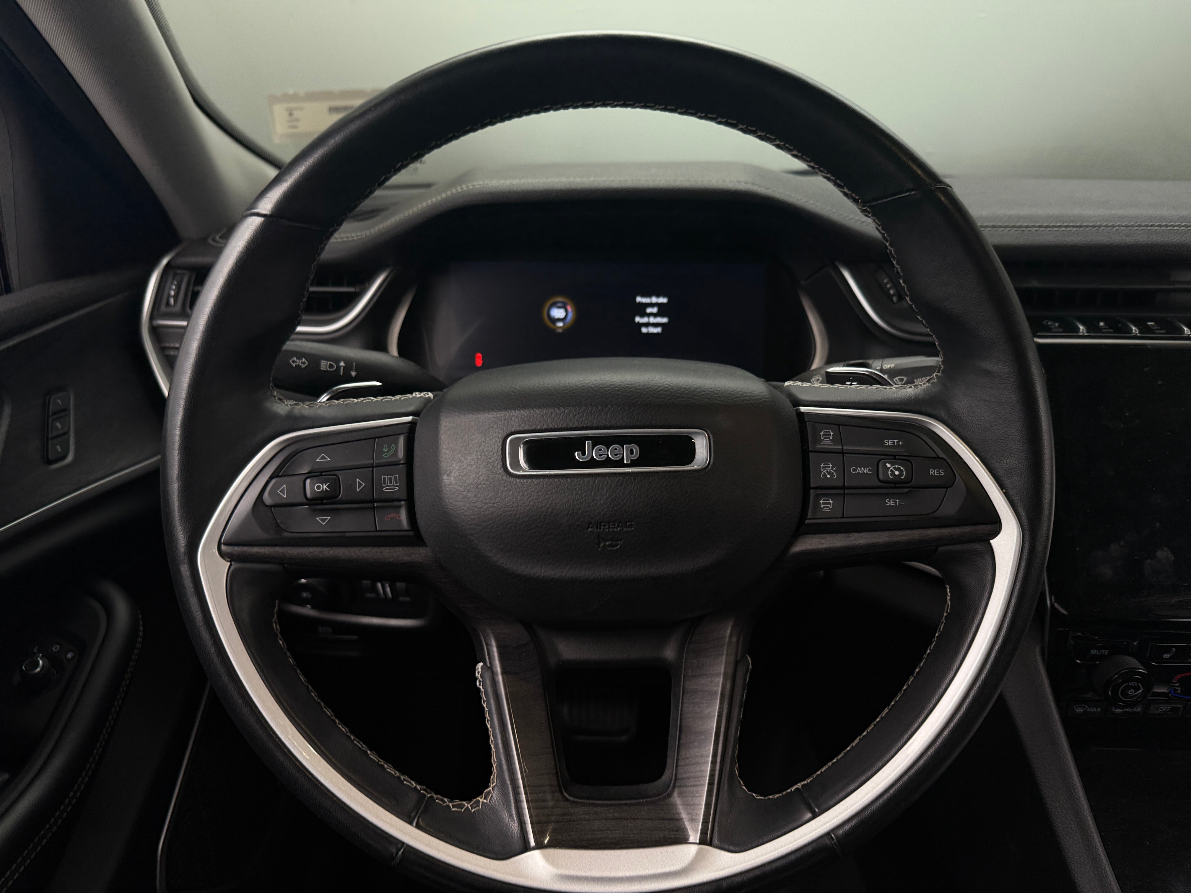 2021 Jeep Grand Cherokee L Limited Edition 4