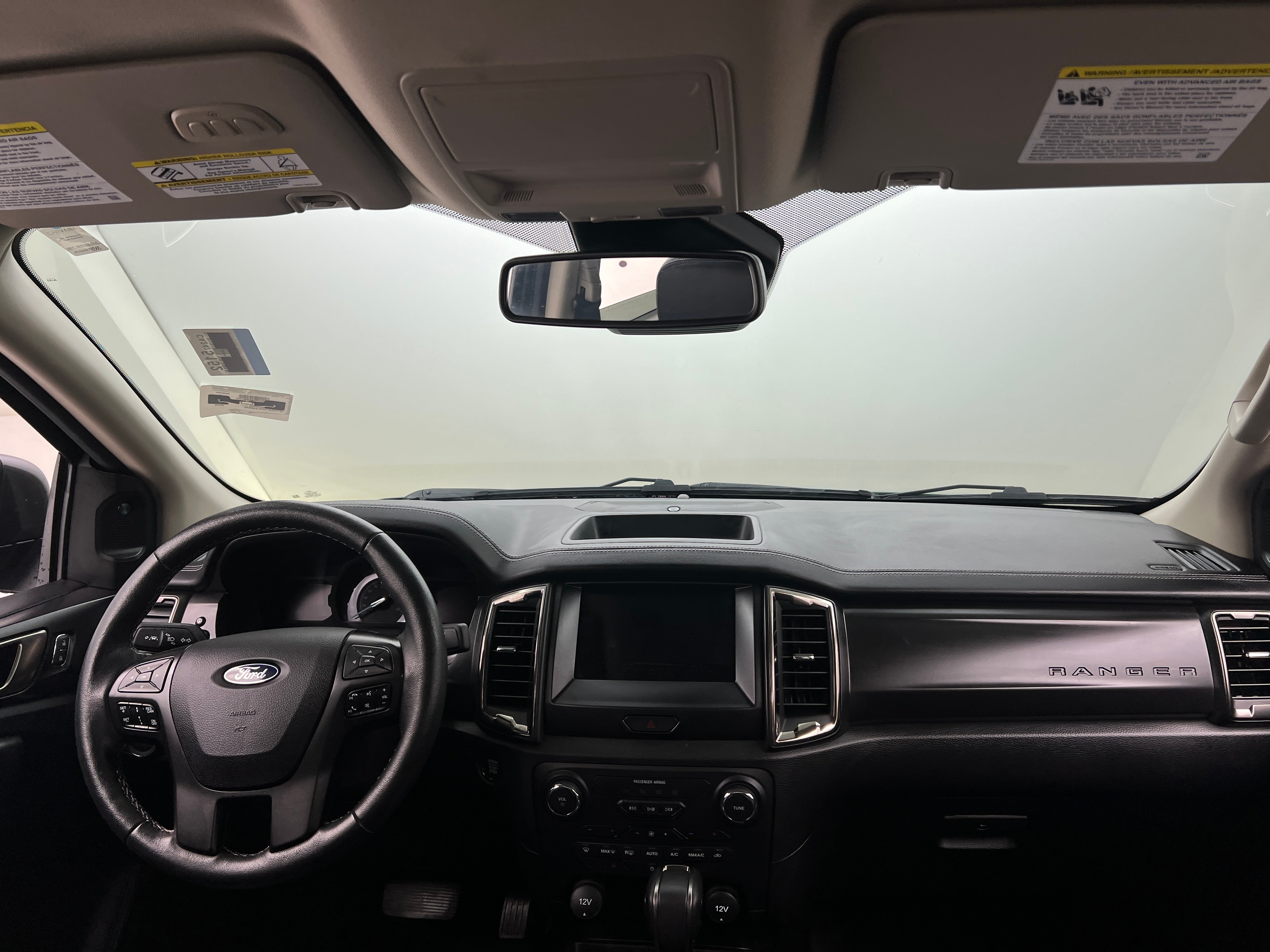 2023 Ford Ranger Lariat 2
