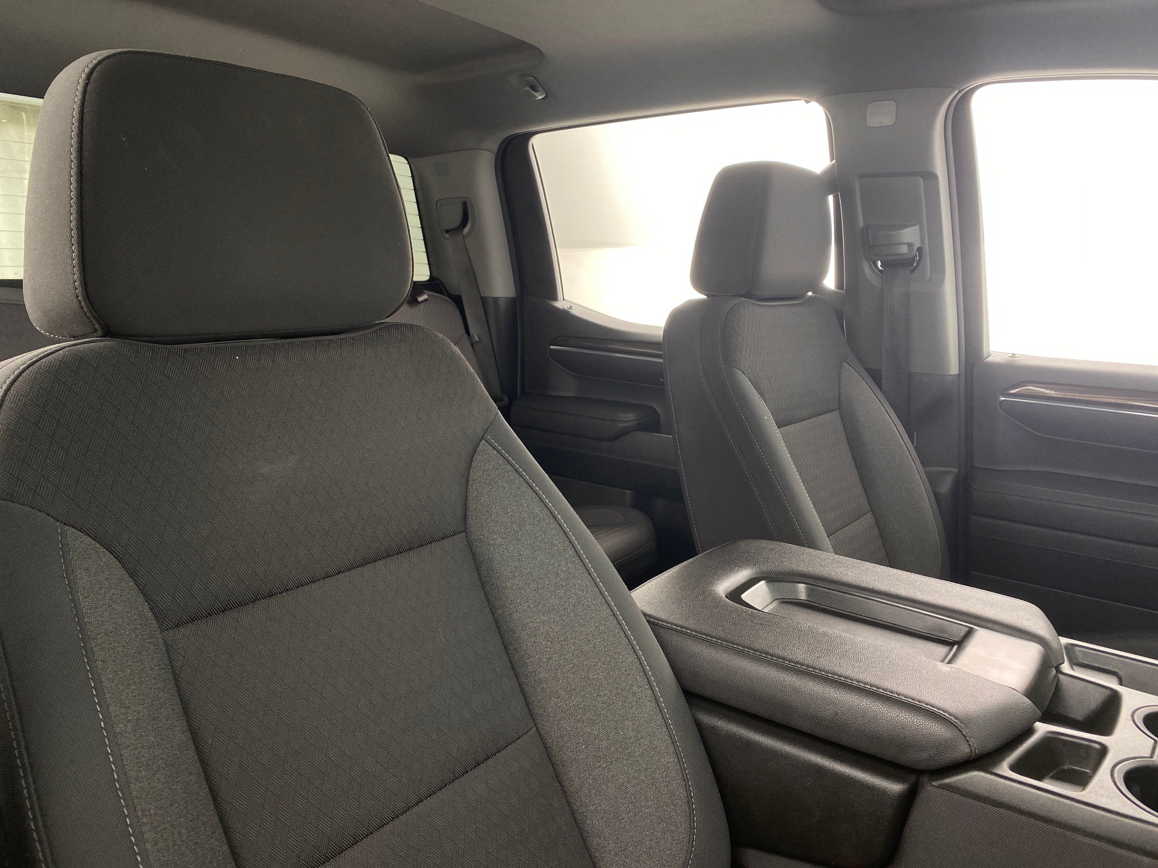 2023 Chevrolet Silverado 1500 LT 2