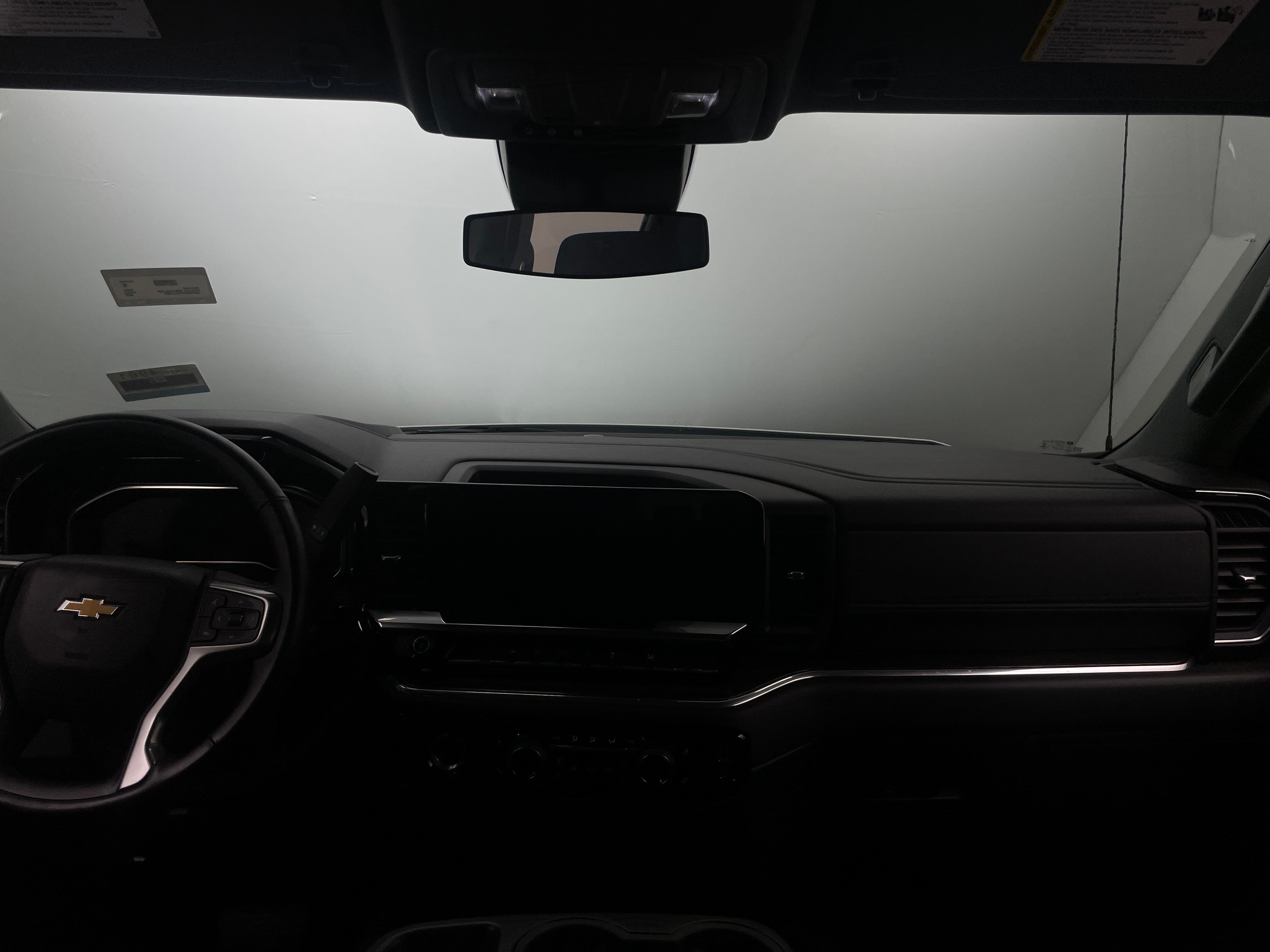 2023 Chevrolet Silverado 1500 LT 3