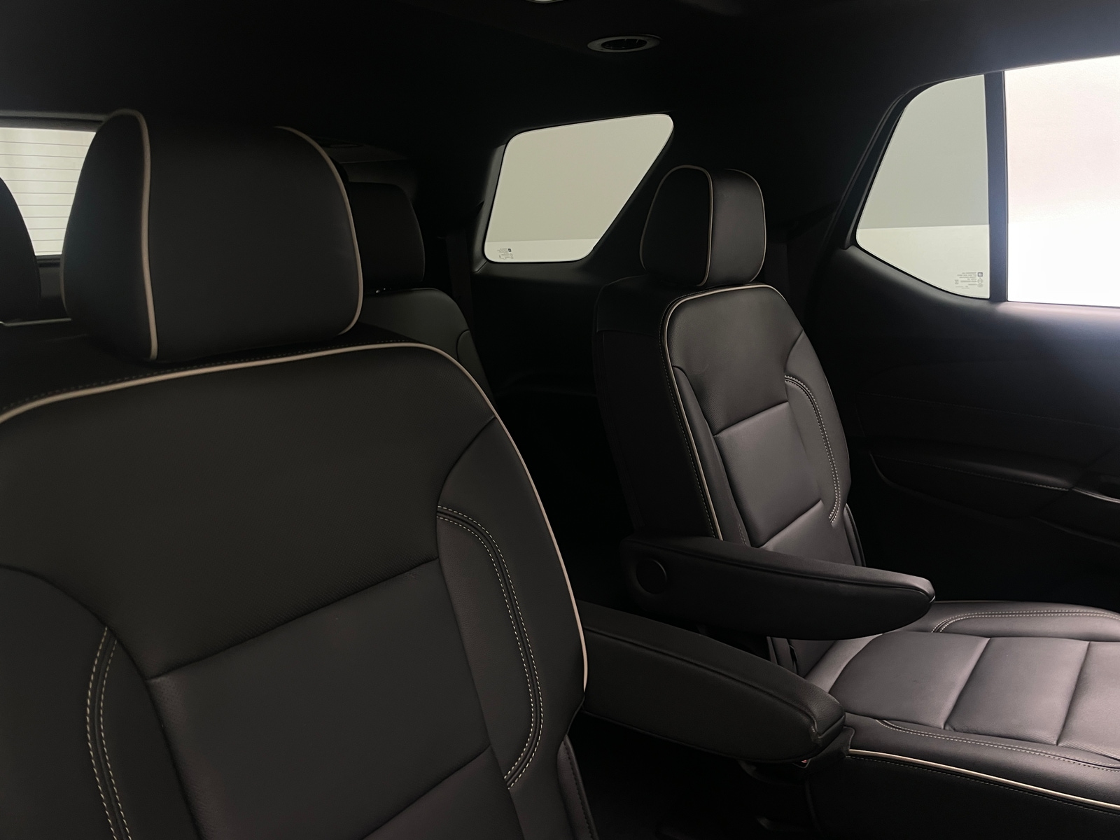 Thumbnail: 2023 Chevrolet Traverse - 5