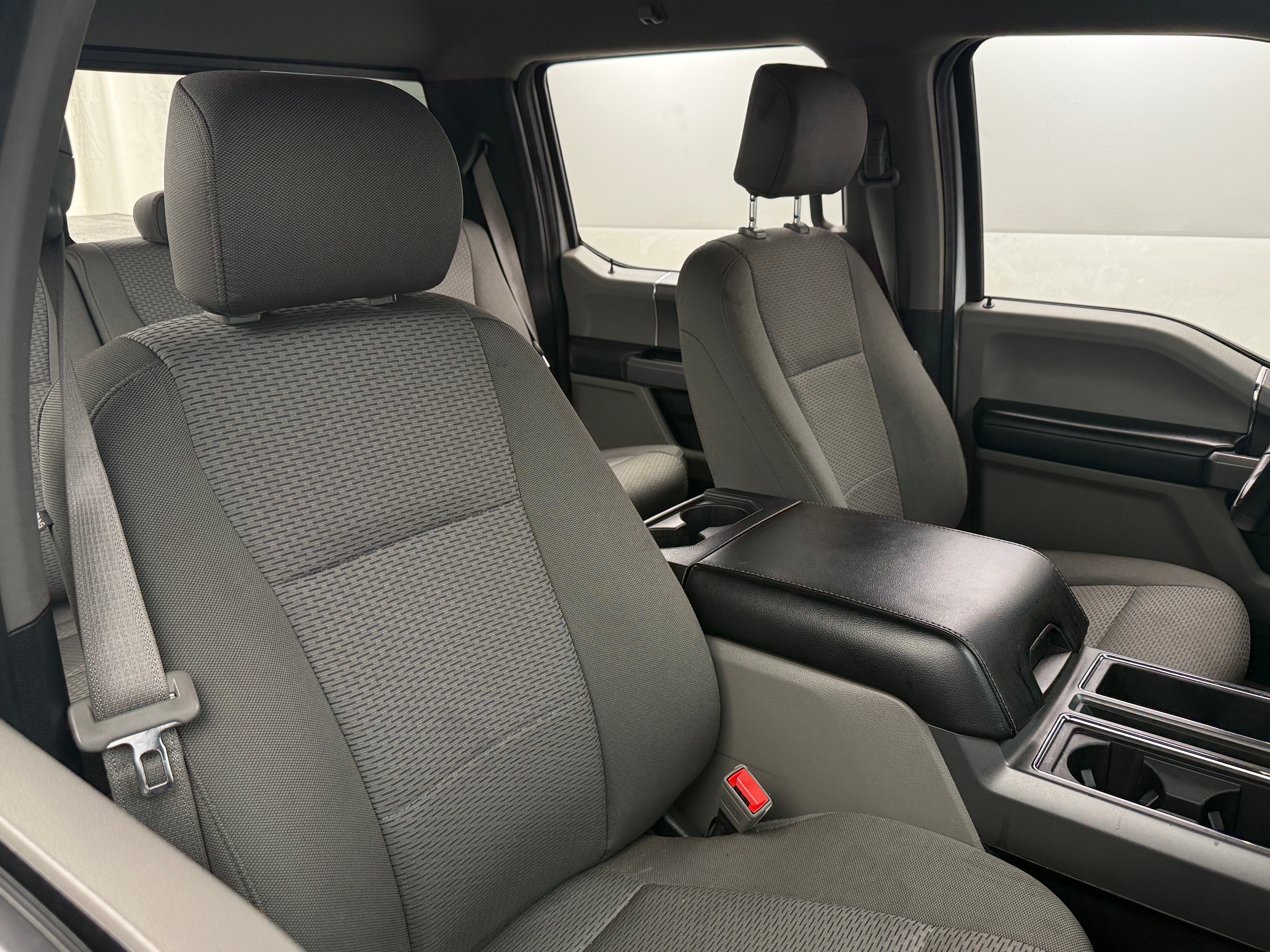 2020 Ford Econoline E-150 2
