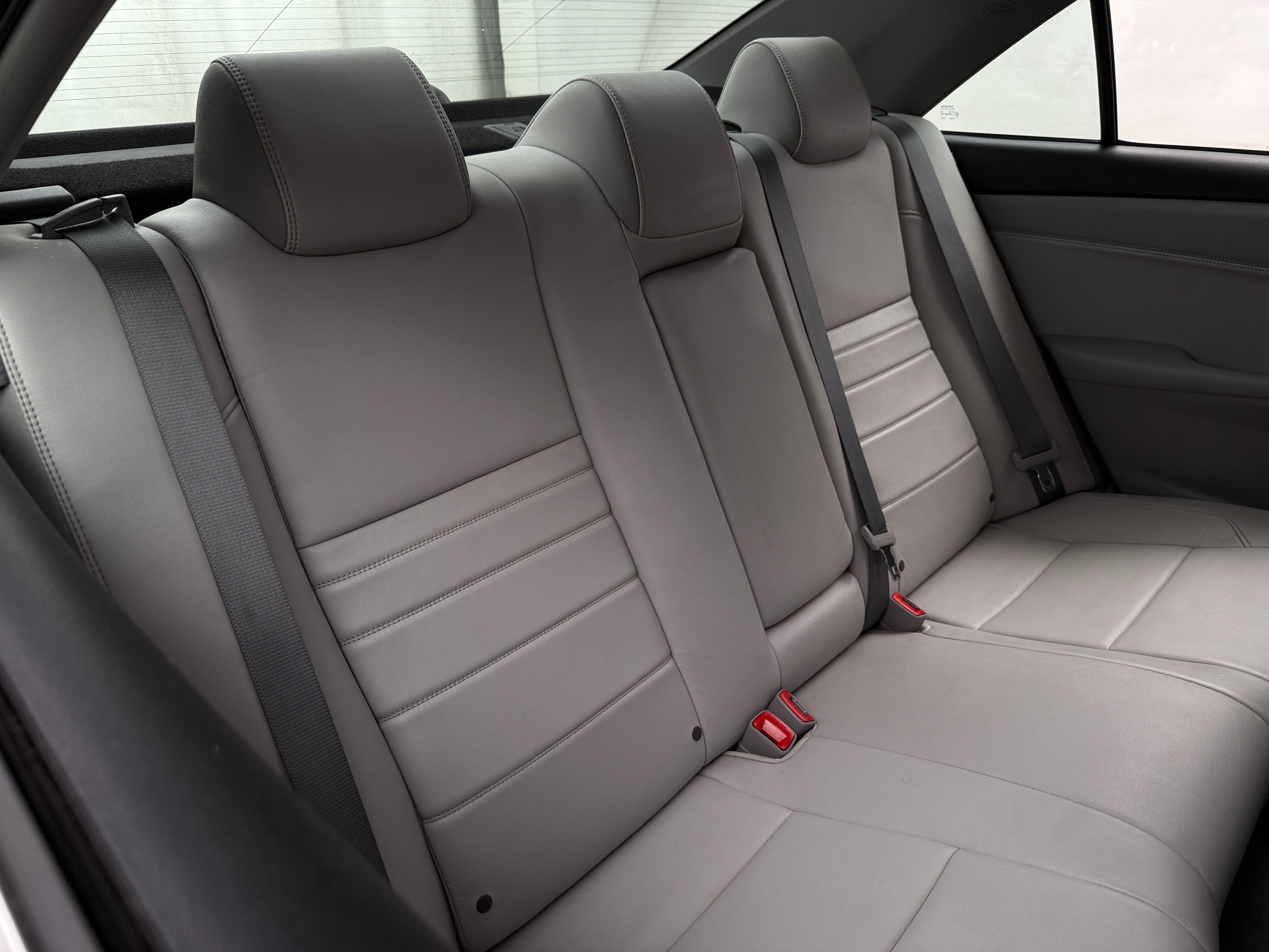 2016 Toyota Camry XLE 6