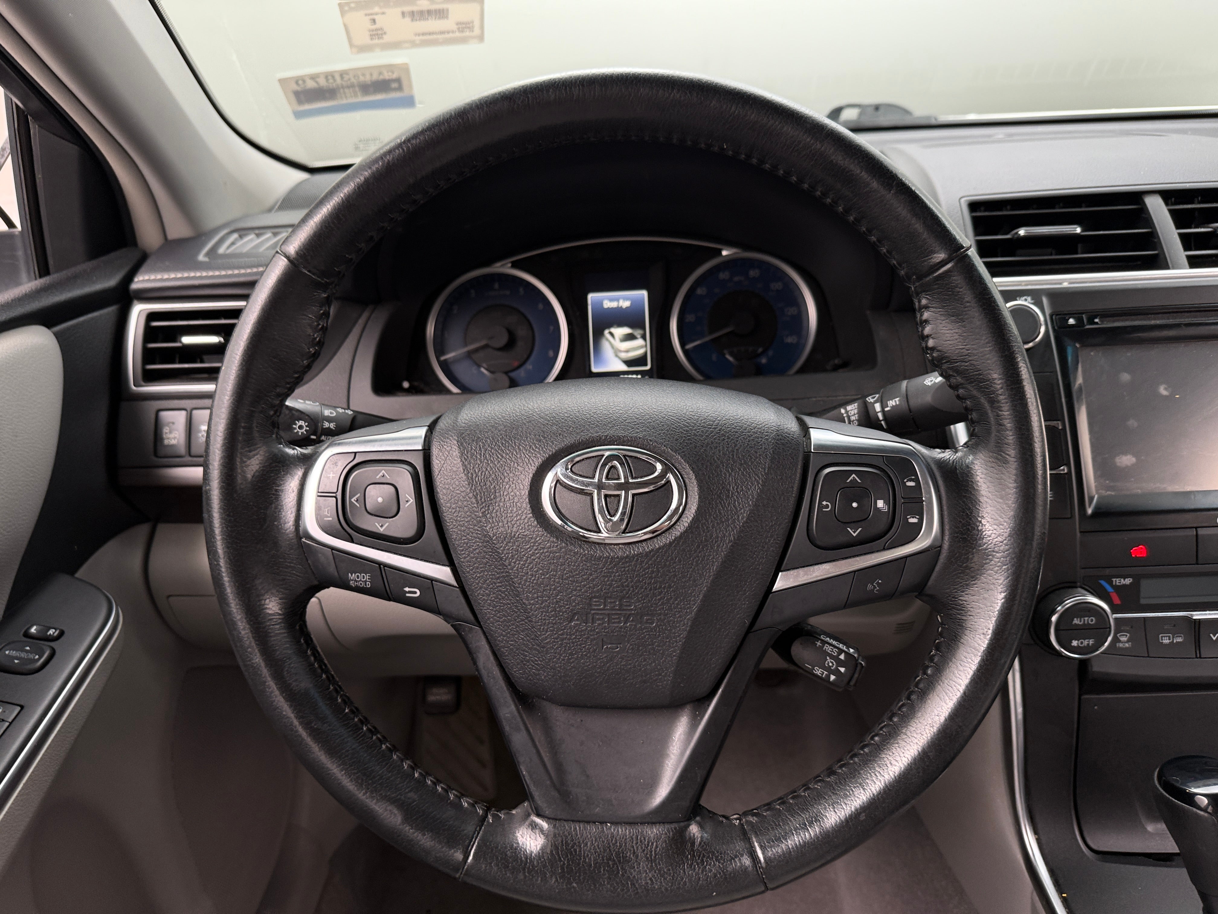 2016 Toyota Camry XLE 5