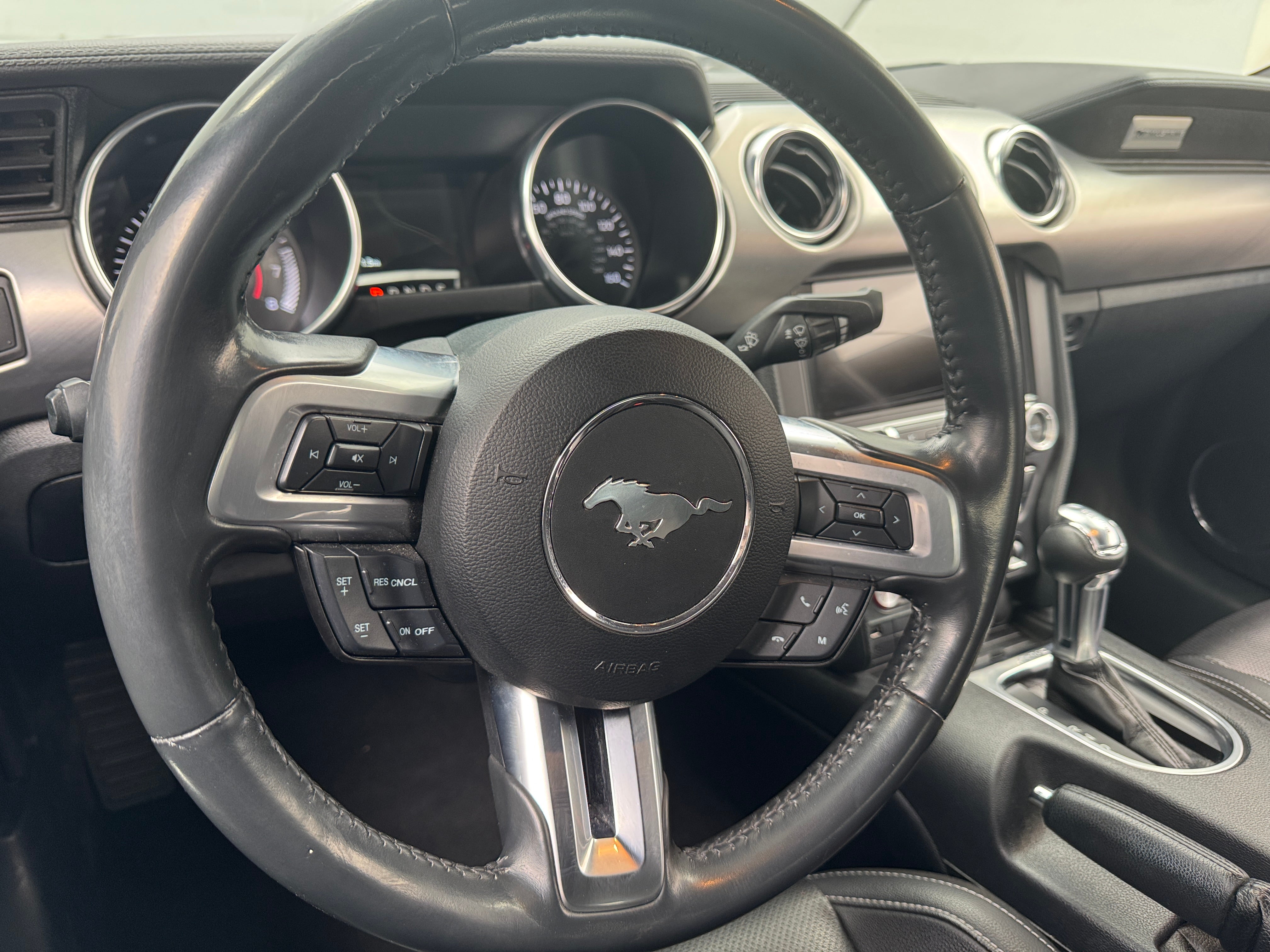 2023 Ford Mustang  5