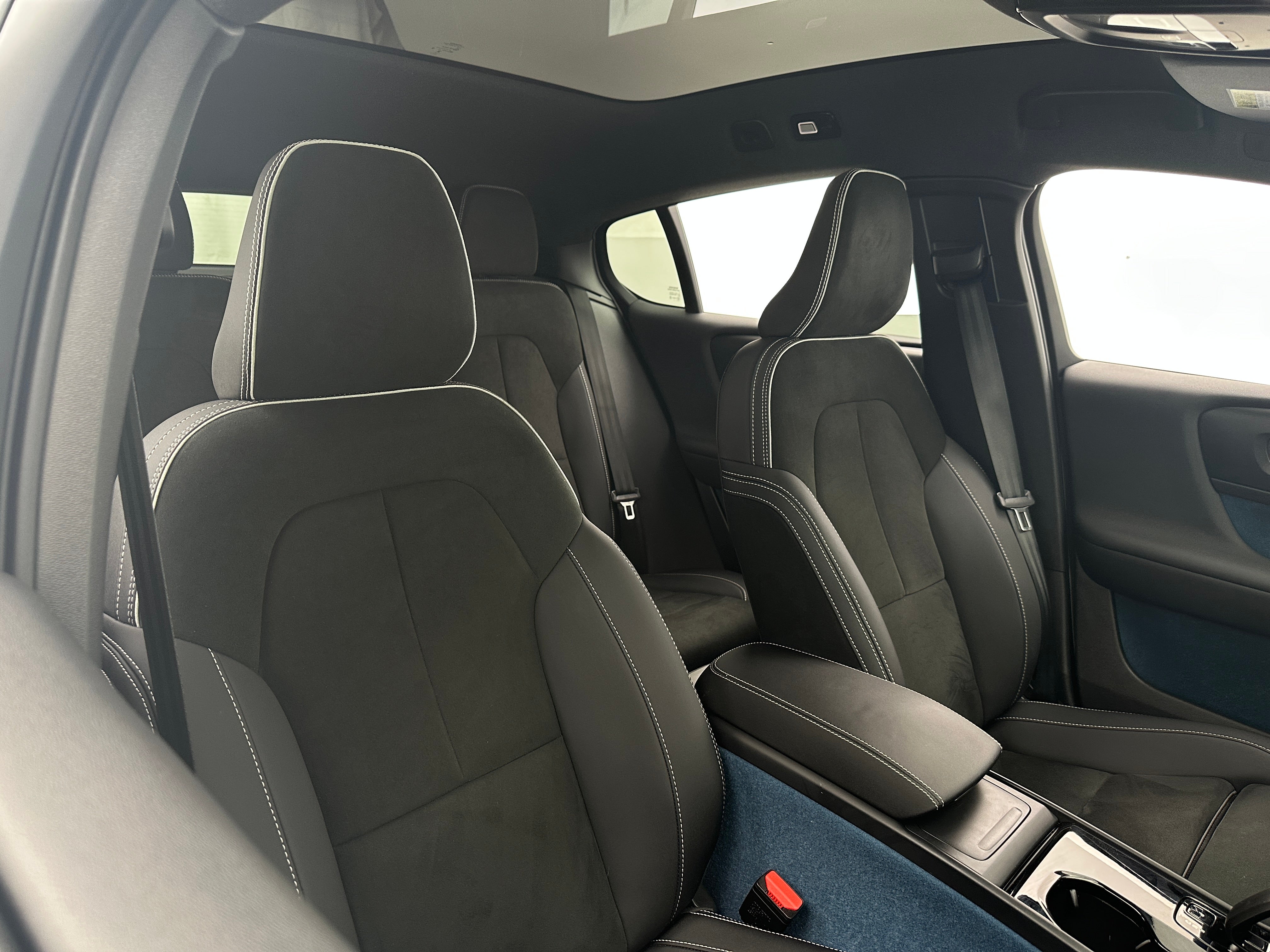 2023 Volvo C40 Plus 2
