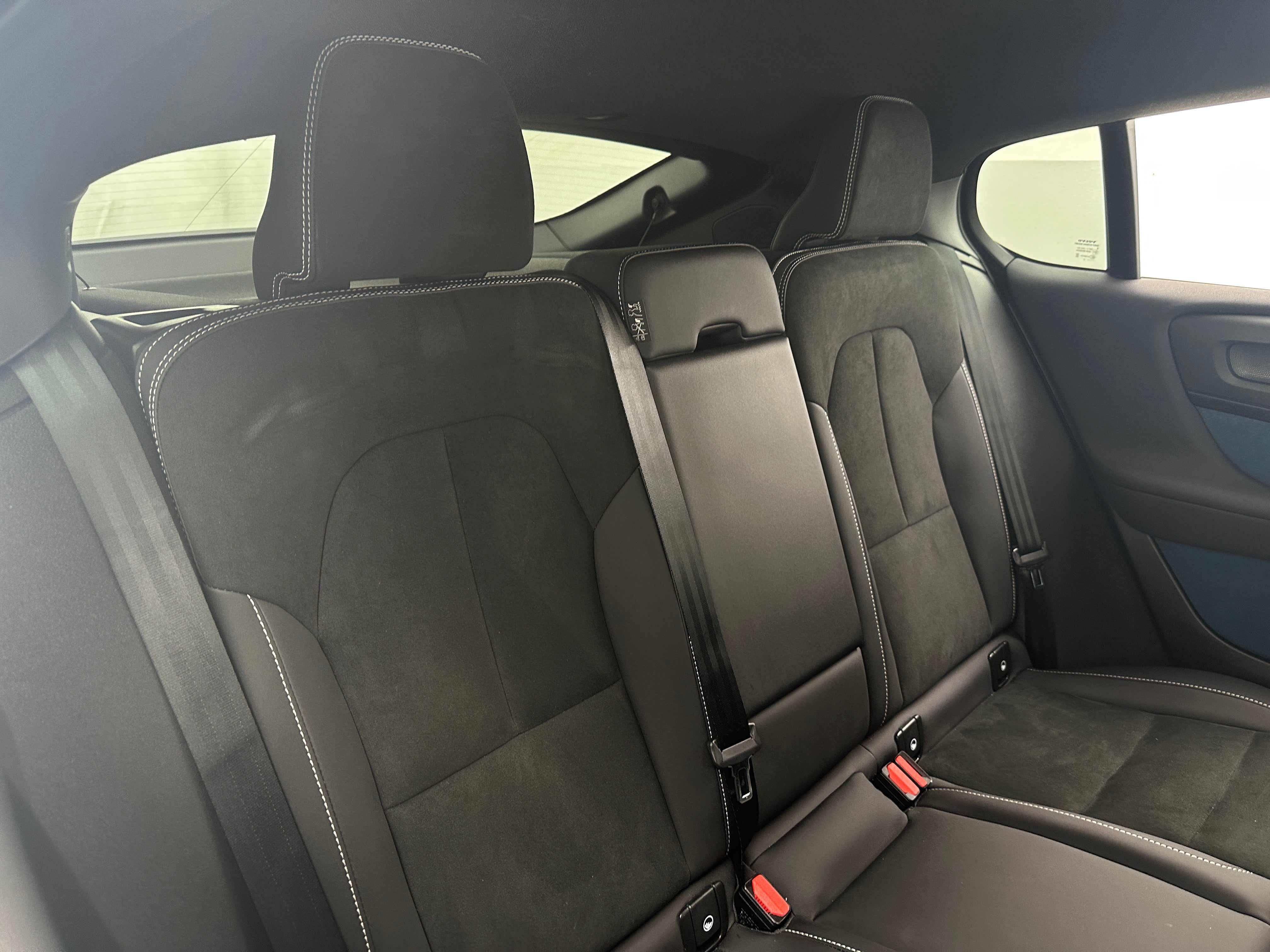 2023 Volvo C40 Plus 6