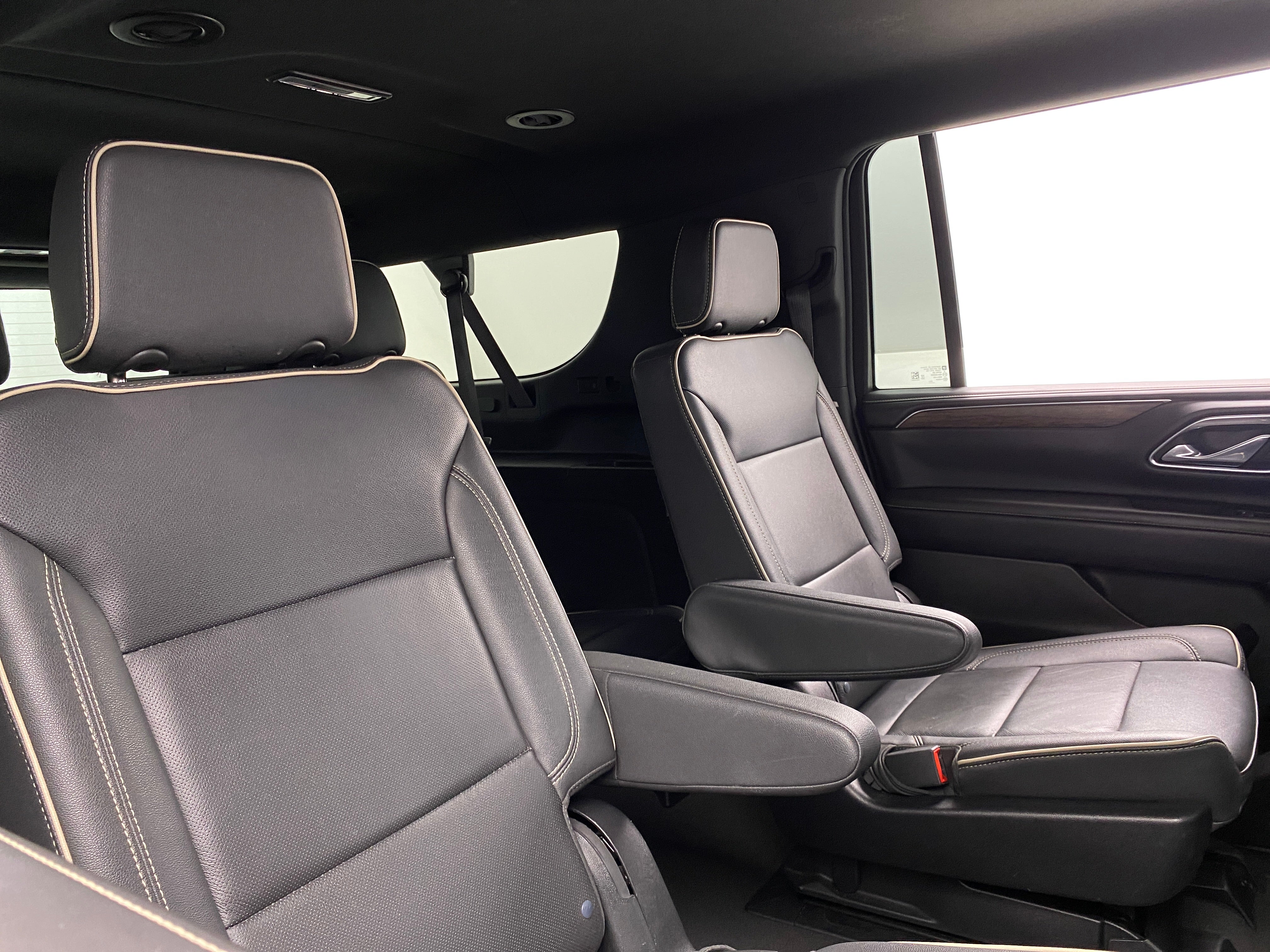 2023 Chevrolet Suburban Premier 5