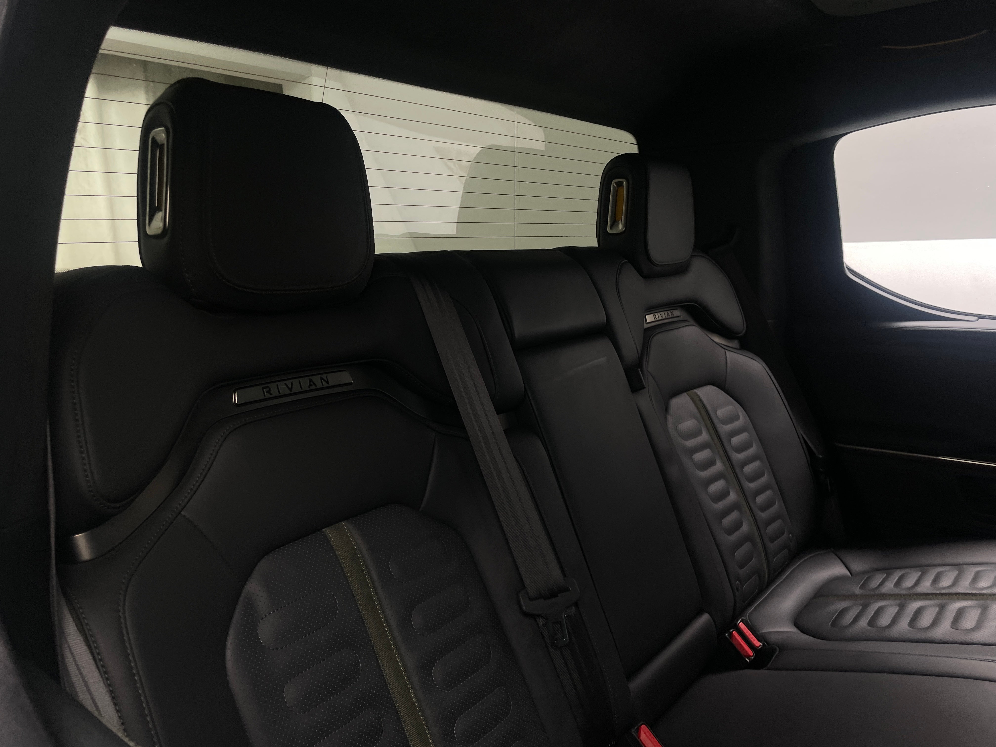 2023 Rivian R1T Adventure 5
