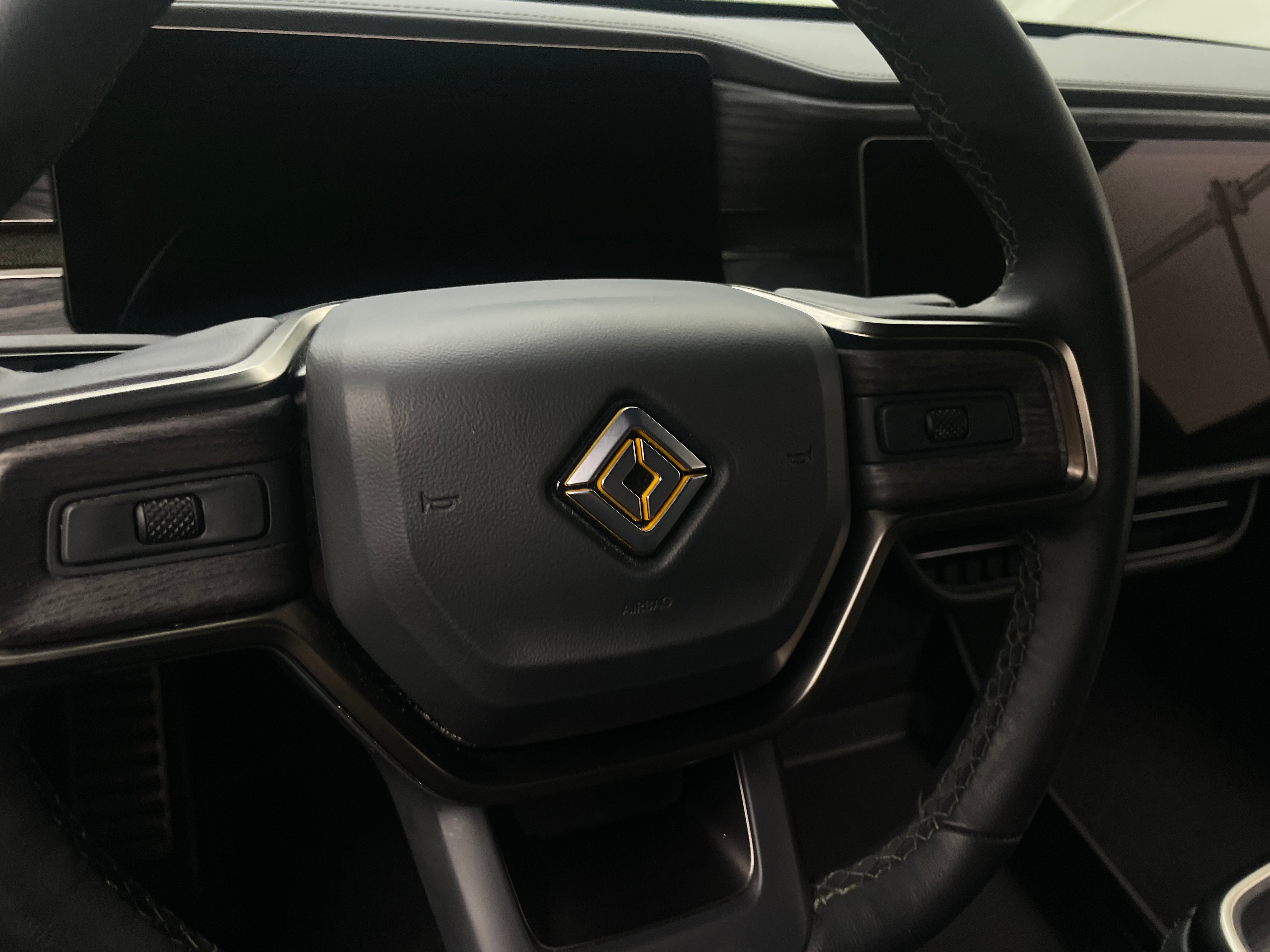 2023 Rivian R1T Adventure 4