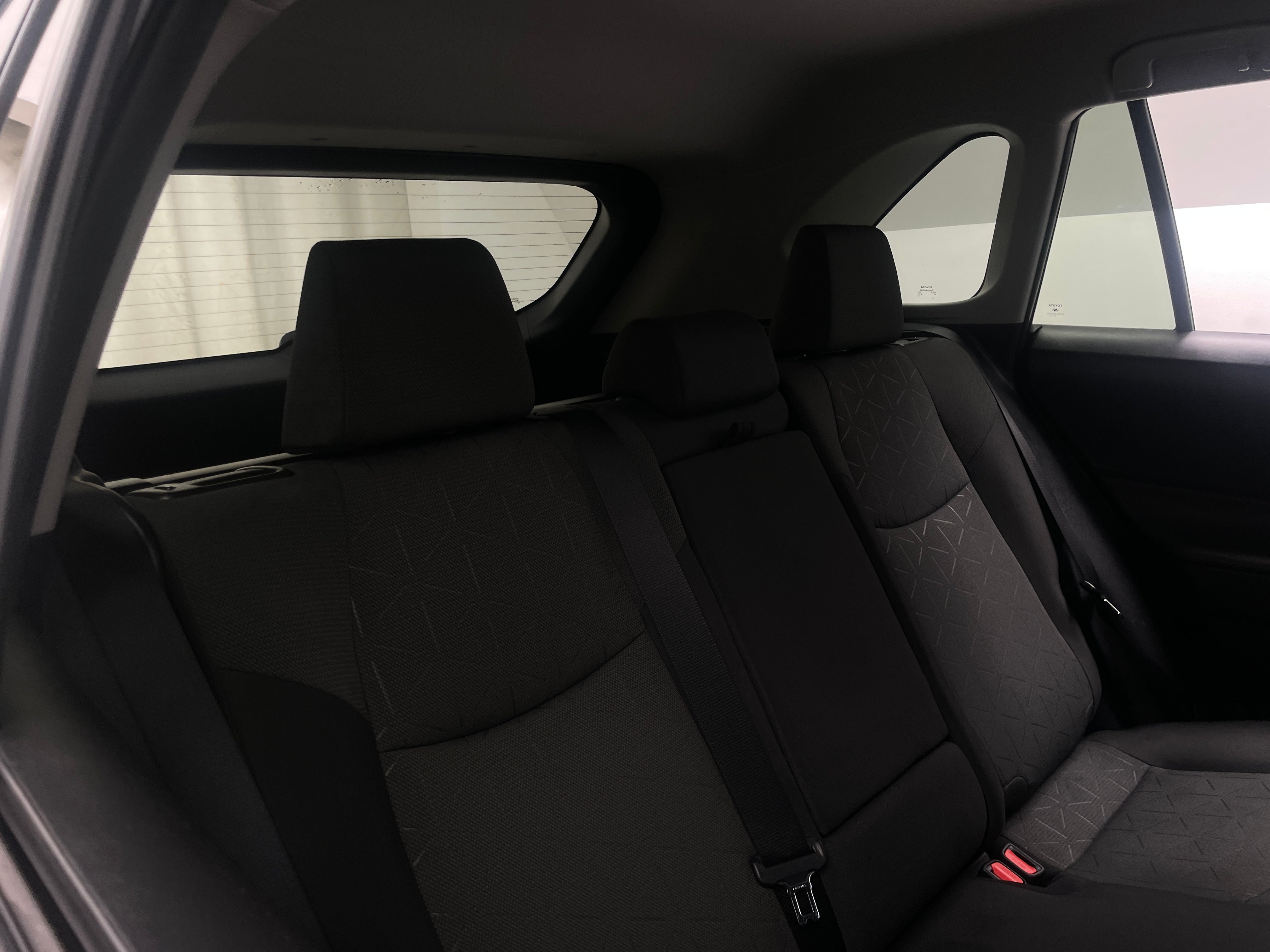 2022 Toyota RAV4 XLE 6