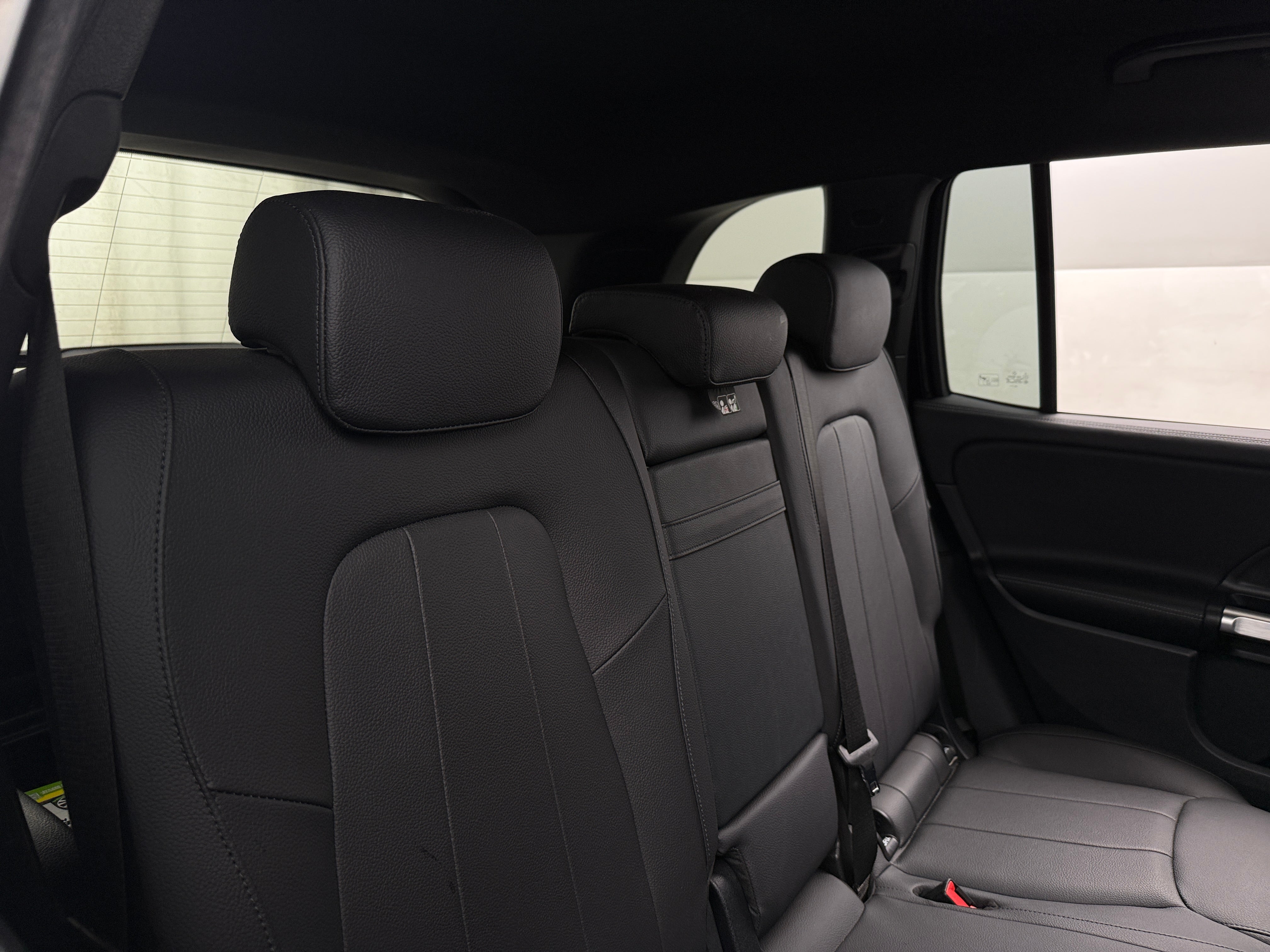 2024 Mercedes-Benz GLB 250 5