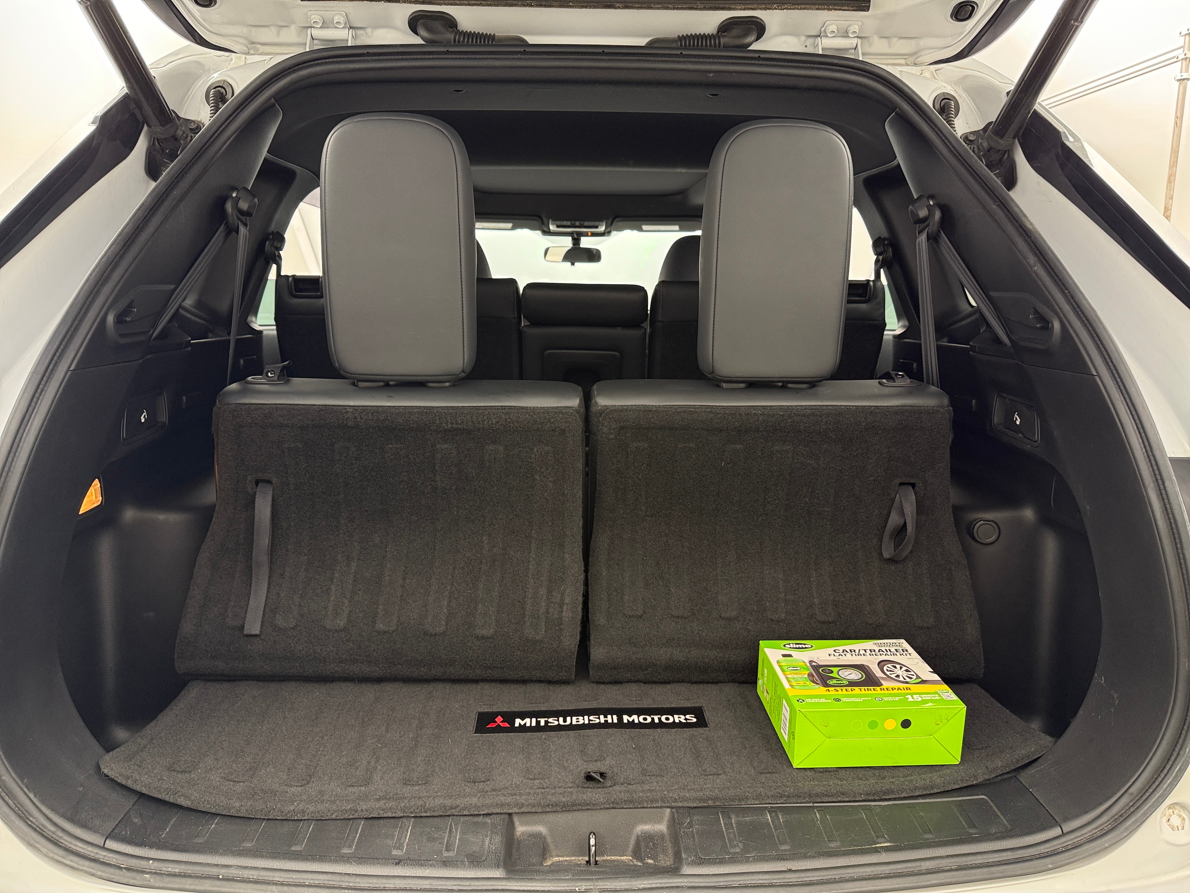 2022 Mitsubishi Outlander Black Edition 7