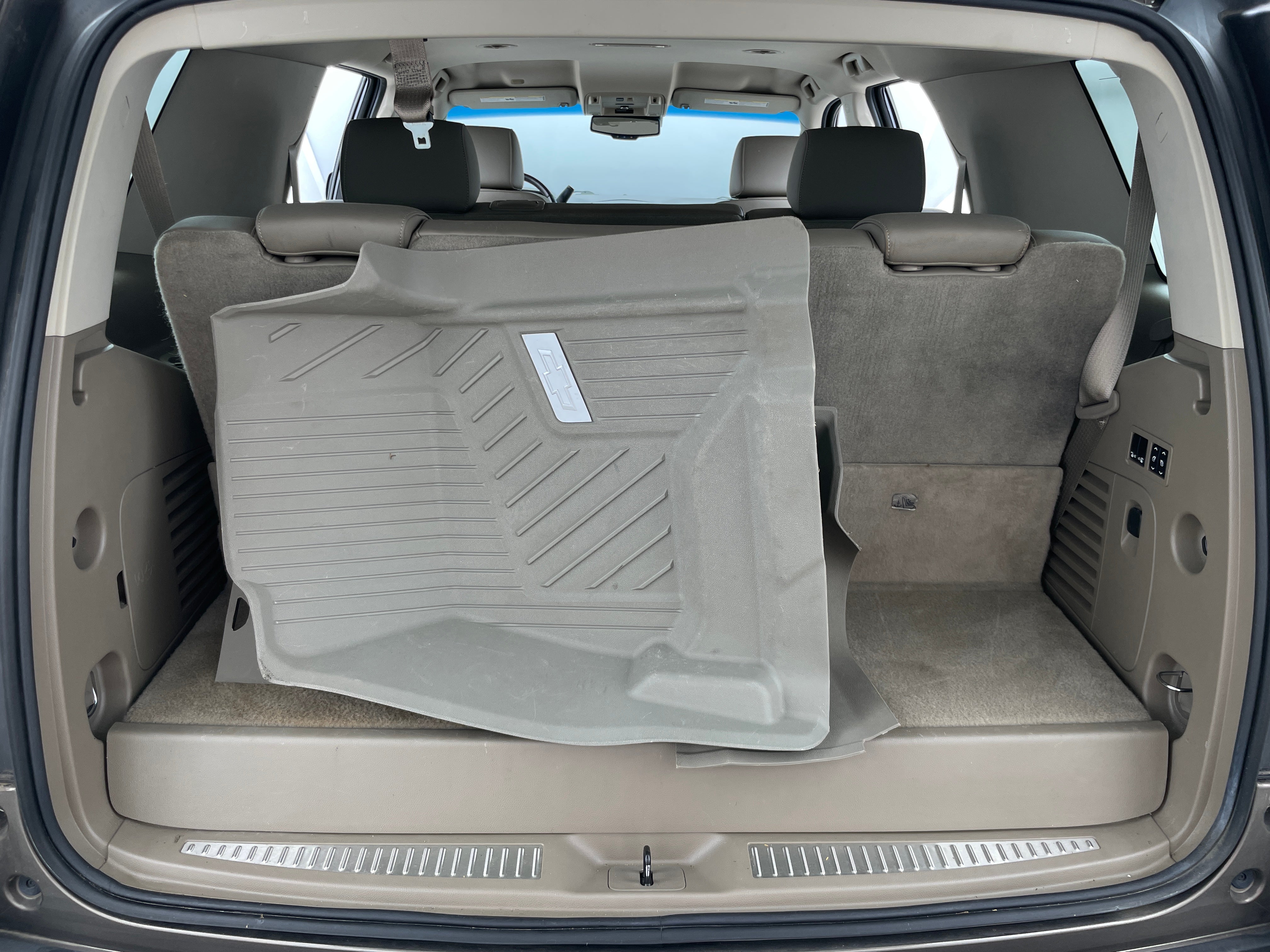 2015 Chevrolet Tahoe LT 6