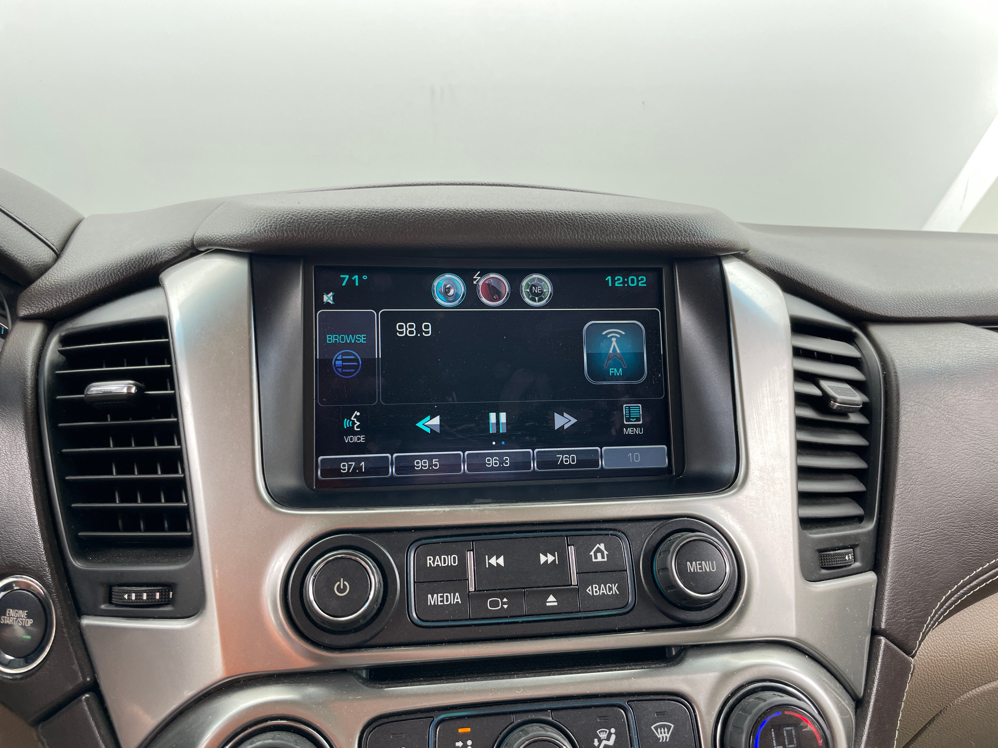 2015 Chevrolet Tahoe LT 3