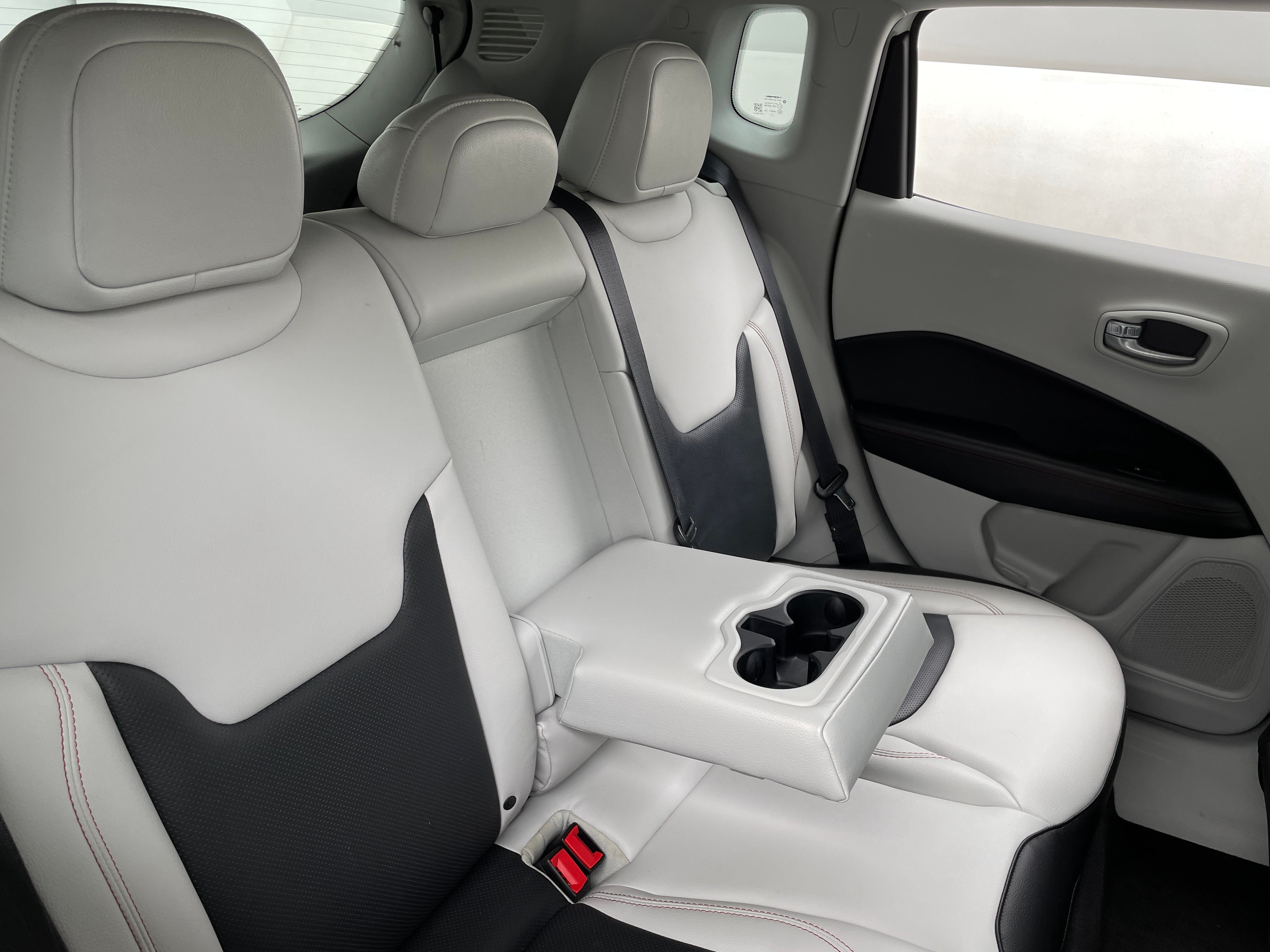 2018 Jeep Compass Limited 5