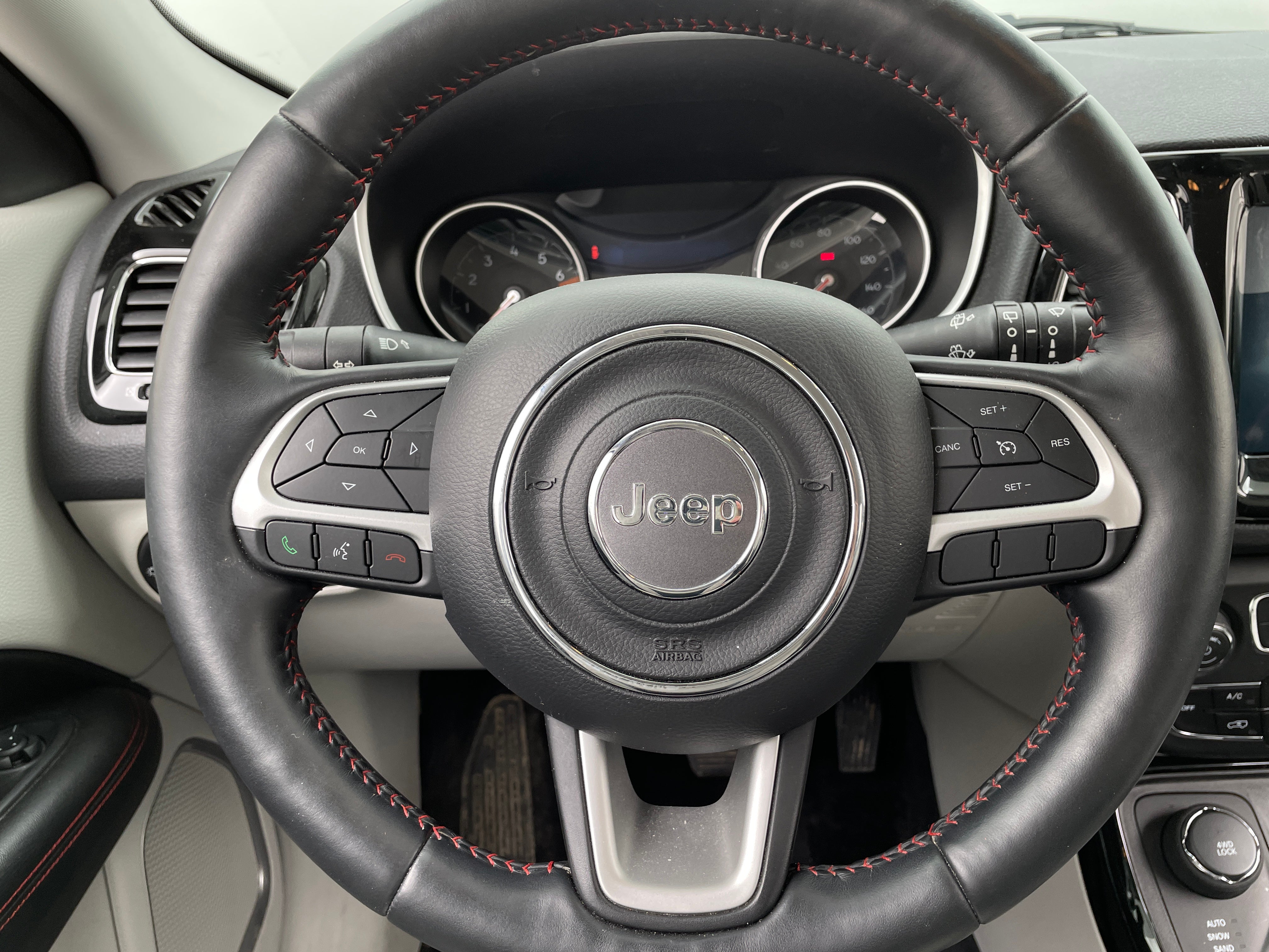 2018 Jeep Compass Limited 4