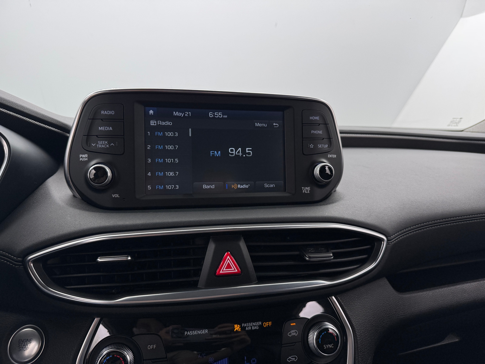 Thumbnail: 2019 Hyundai Santa Fe - 3