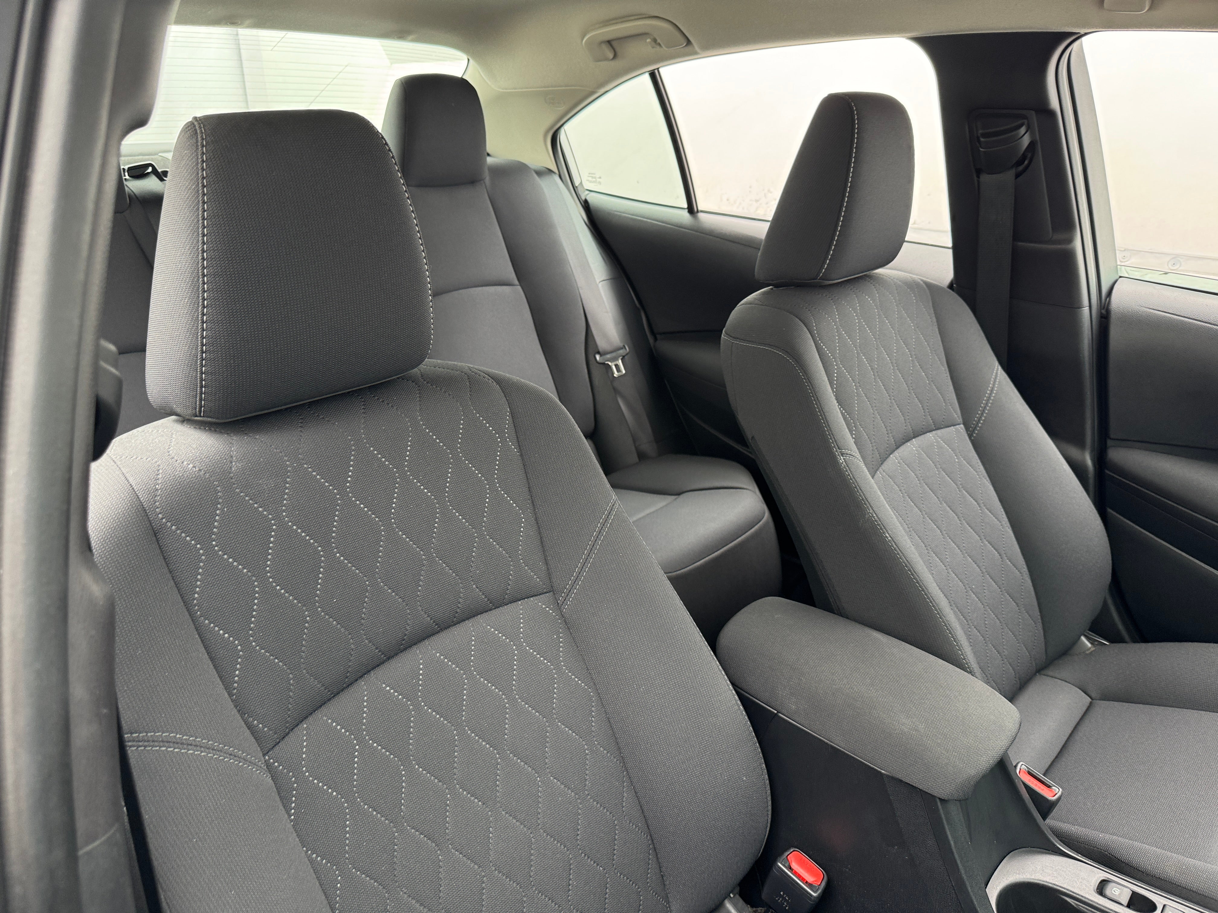2024 Toyota Corolla LE 2