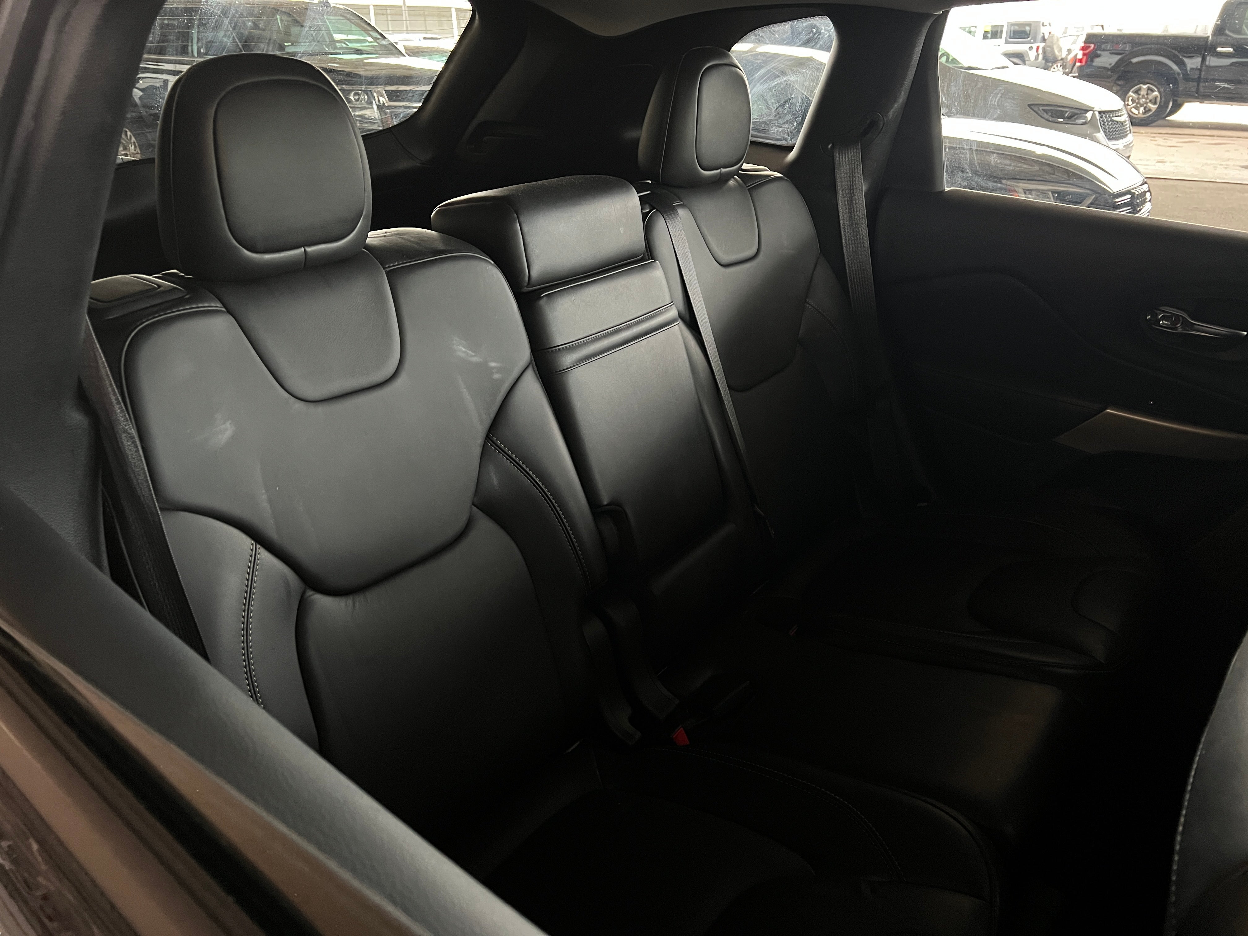 2017 Jeep Cherokee High Altitude 5