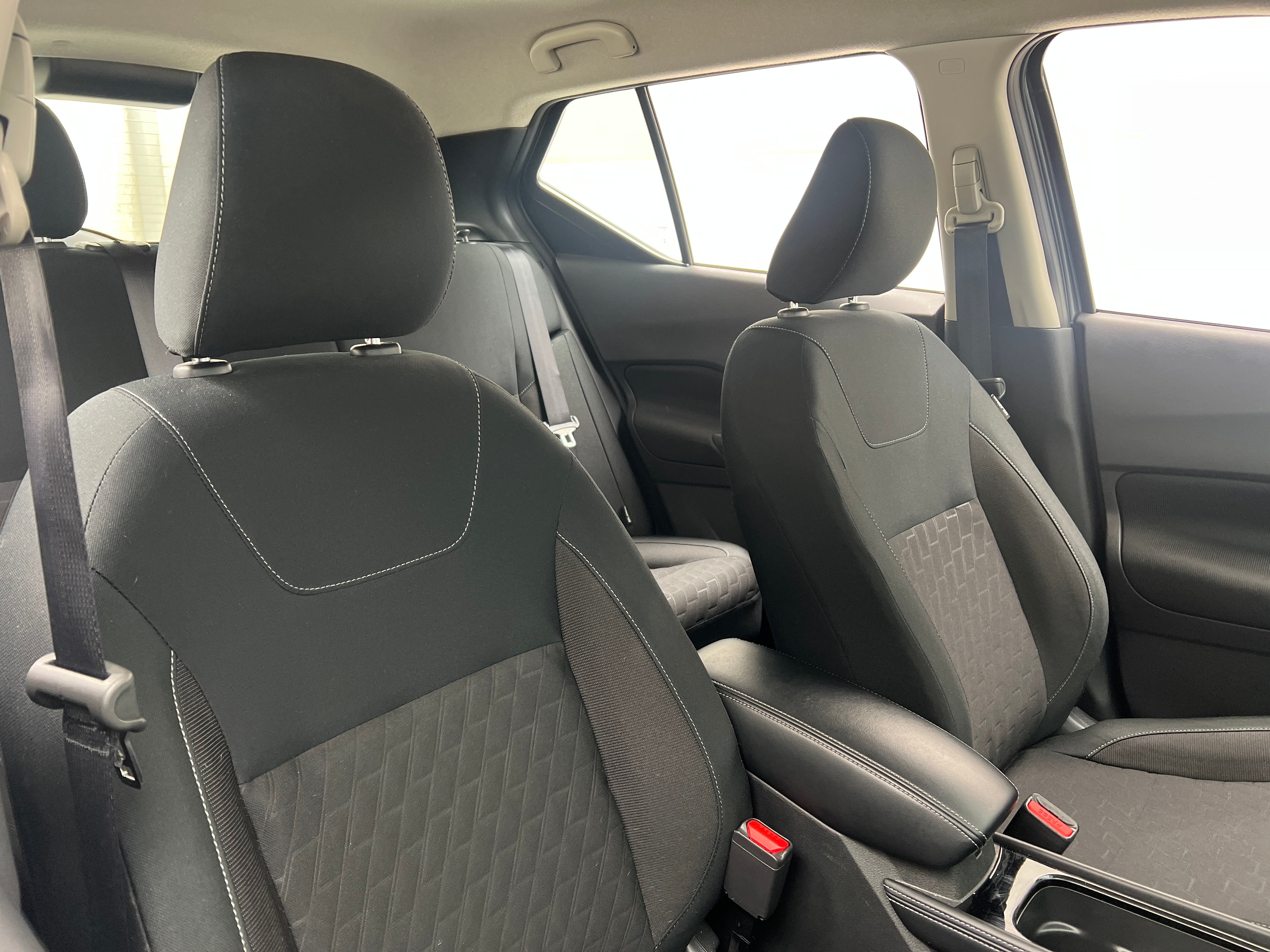 2024 Nissan Kicks SV 2
