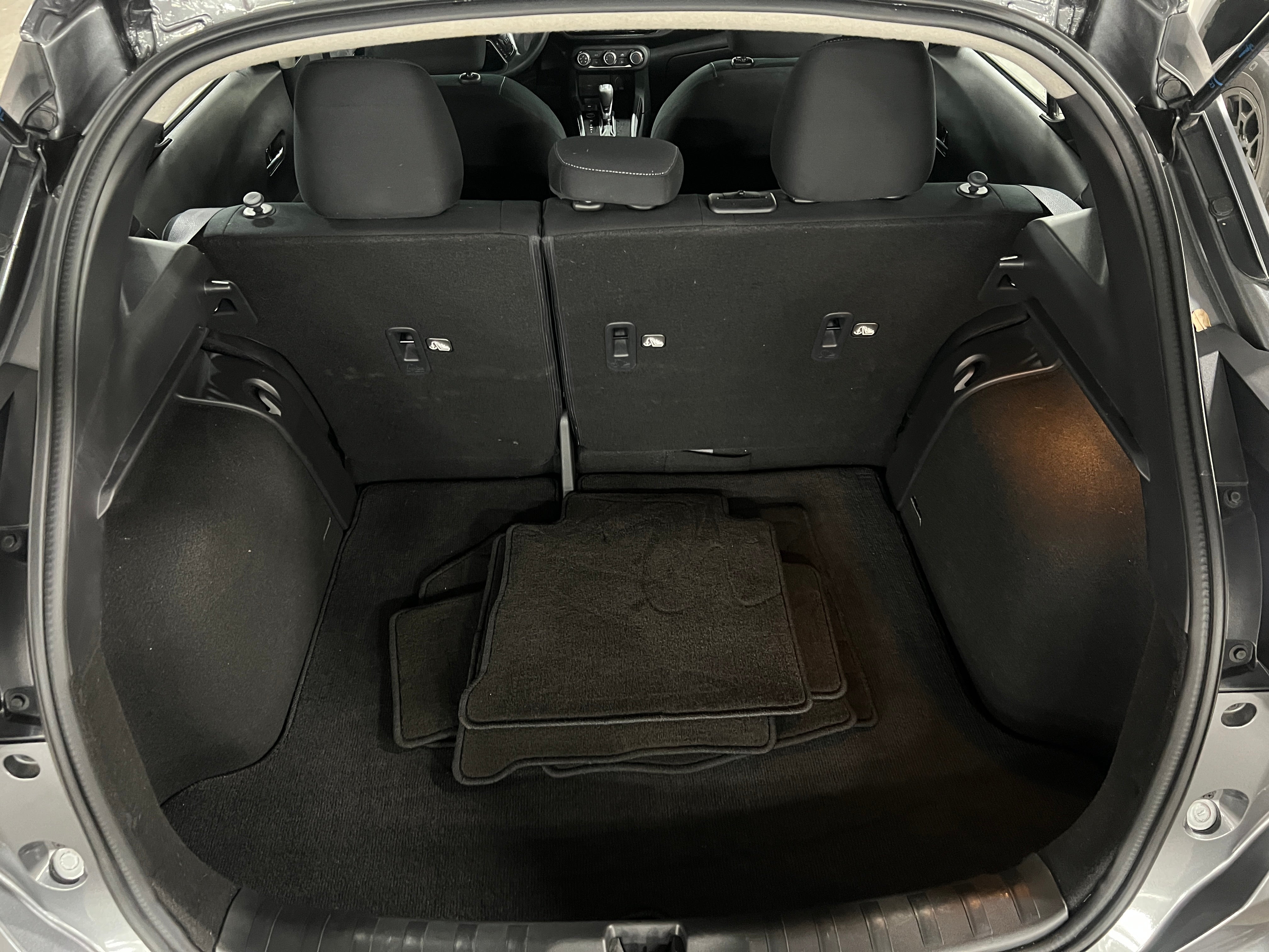 2024 Nissan Kicks SV 7