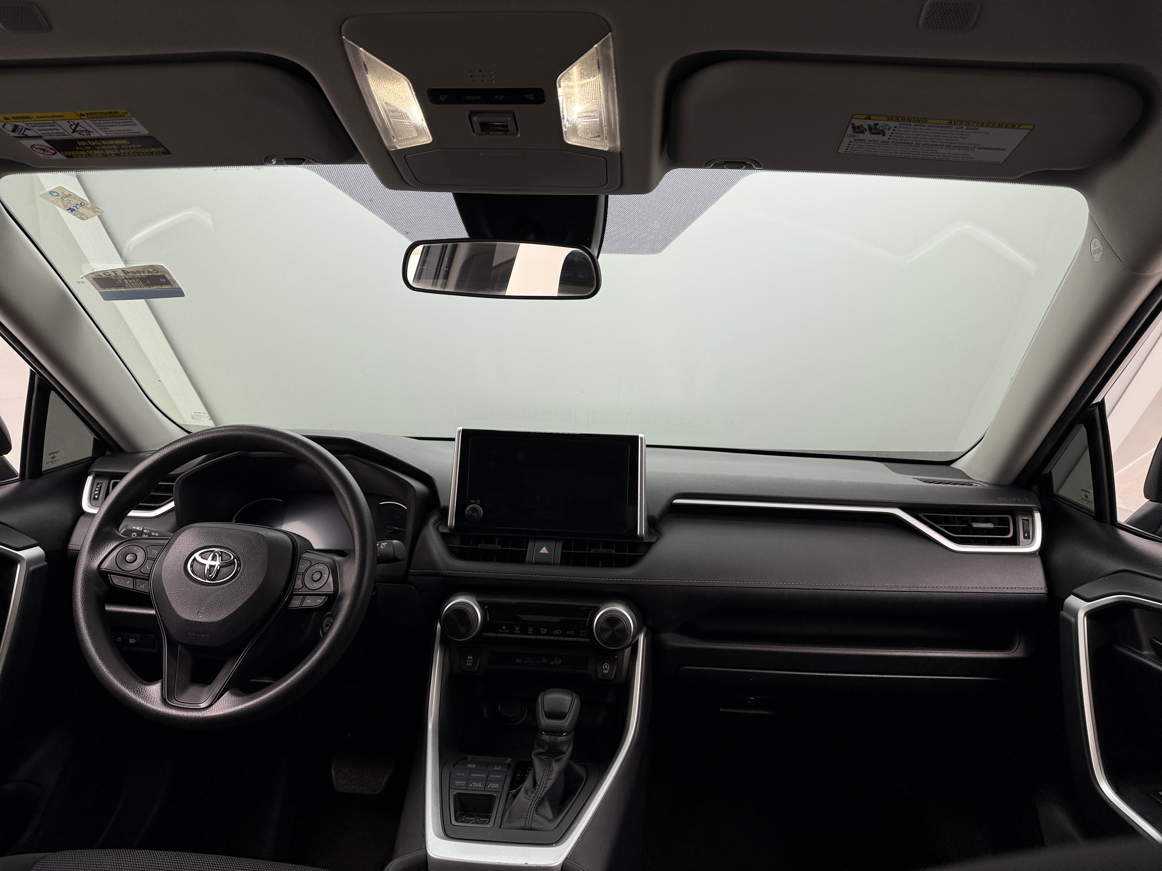 2023 Toyota RAV4 LE 3