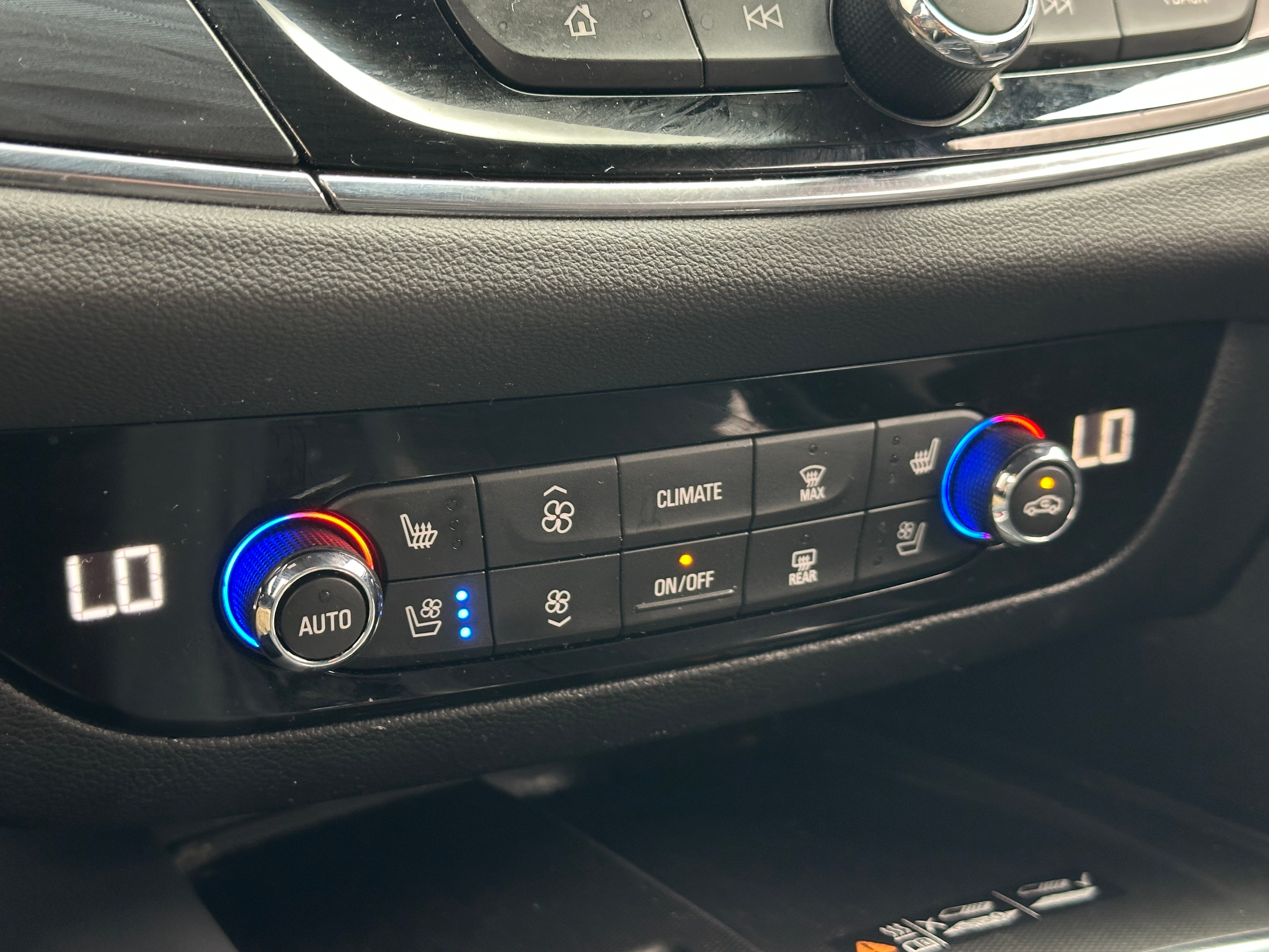 2024 Buick Enclave Premium 3