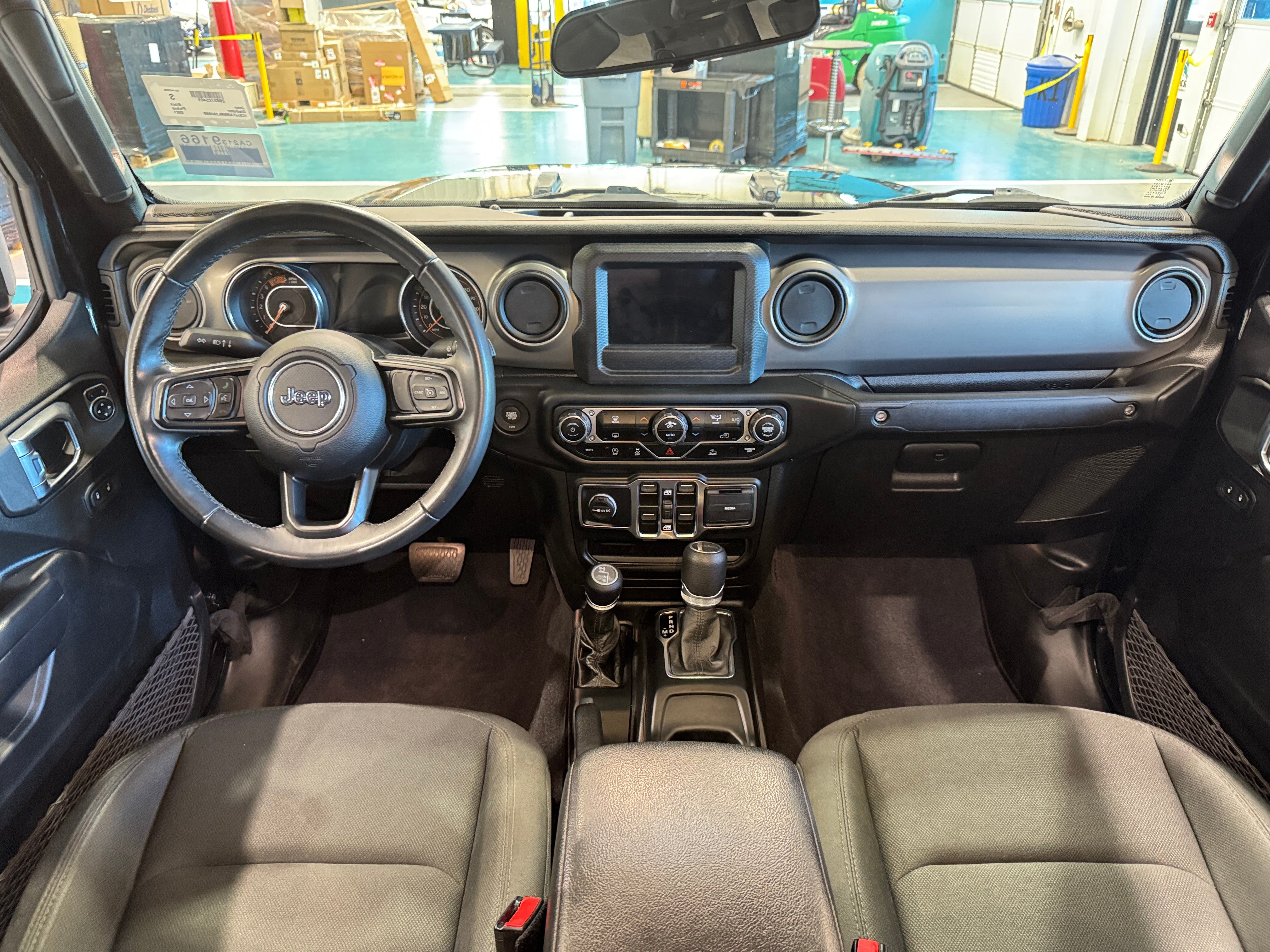 2021 Jeep Gladiator Willys 3