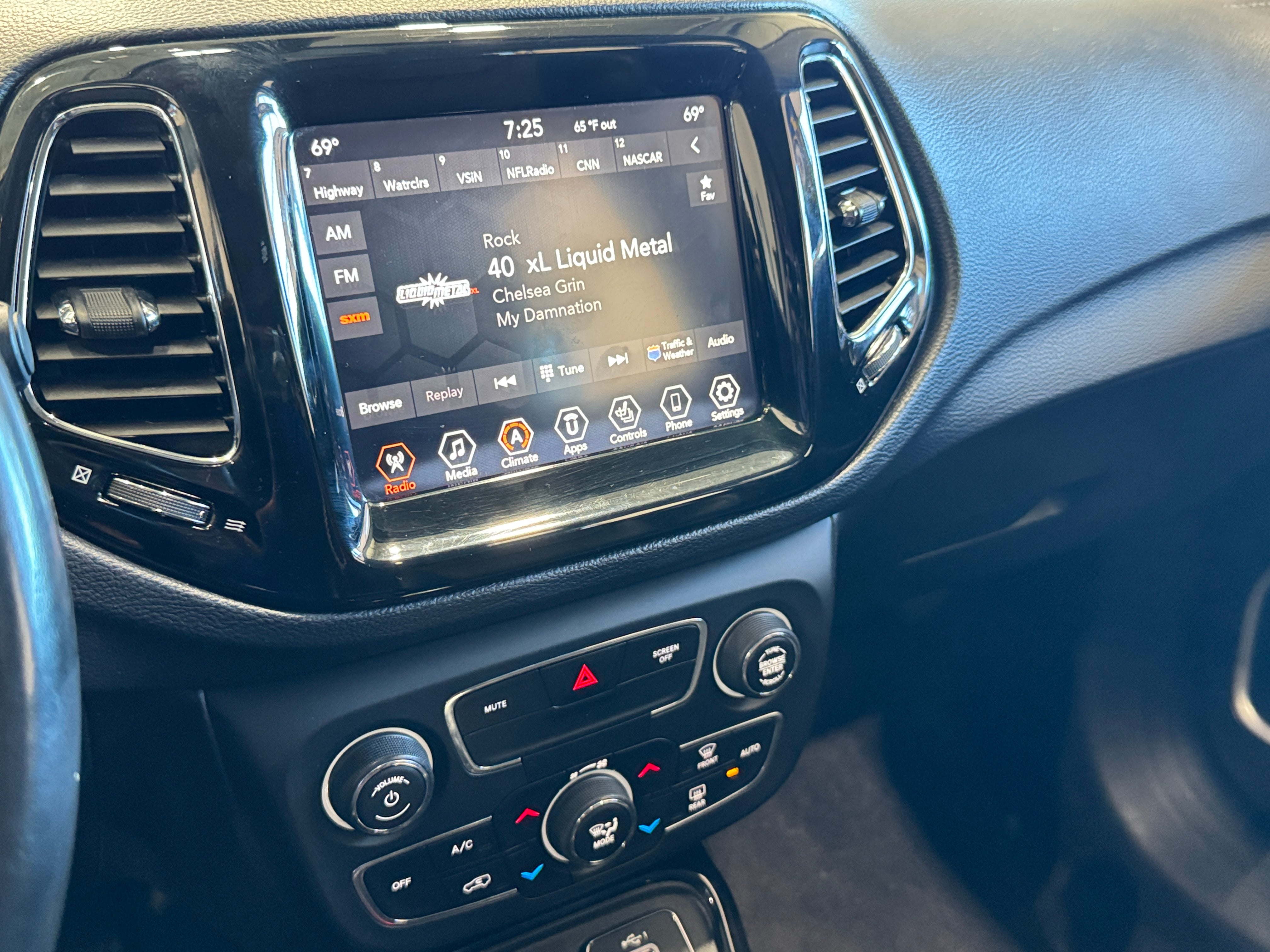 2019 Jeep Compass Limited 3