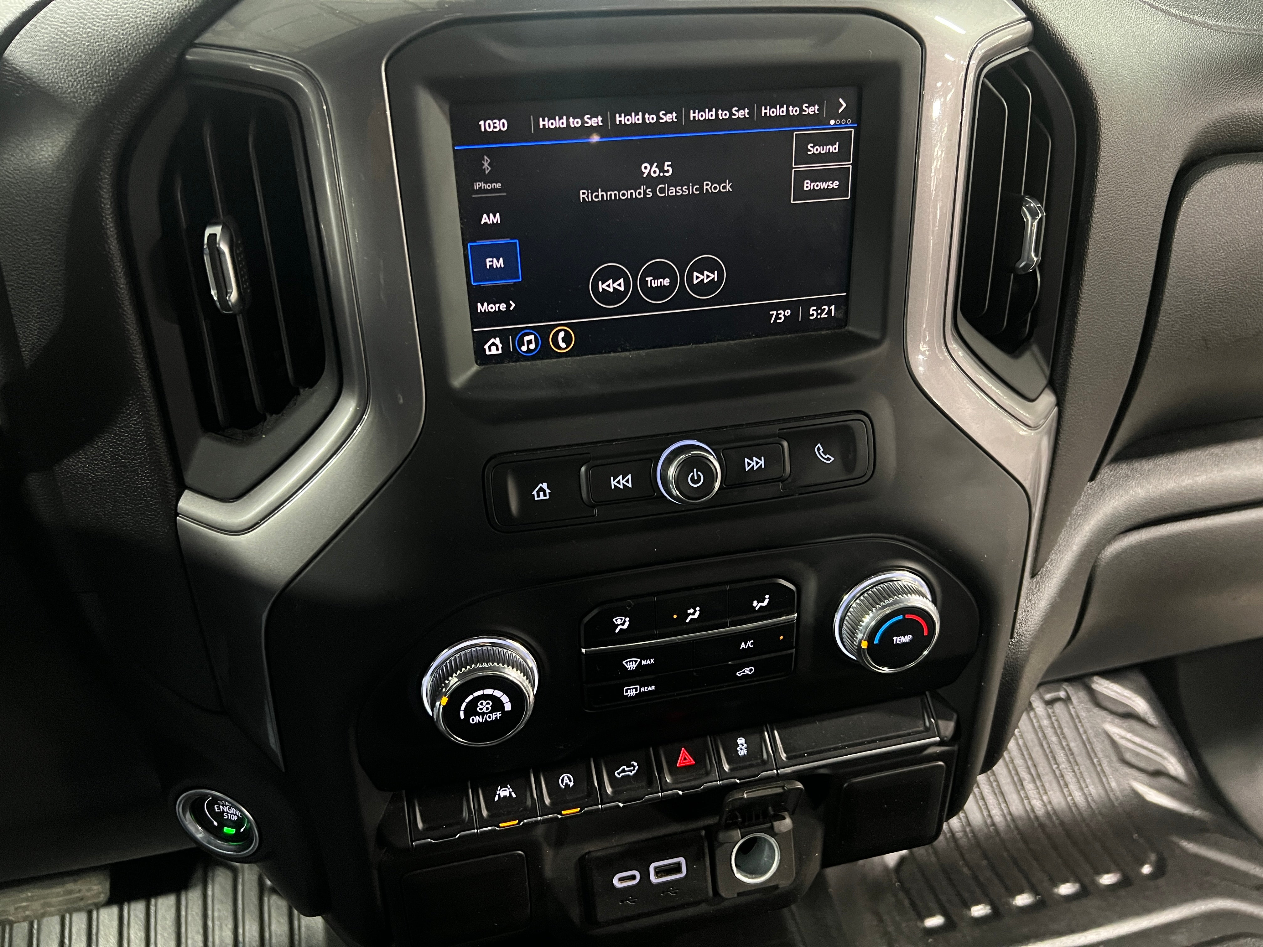 2023 GMC Sierra 1500 Pro 4