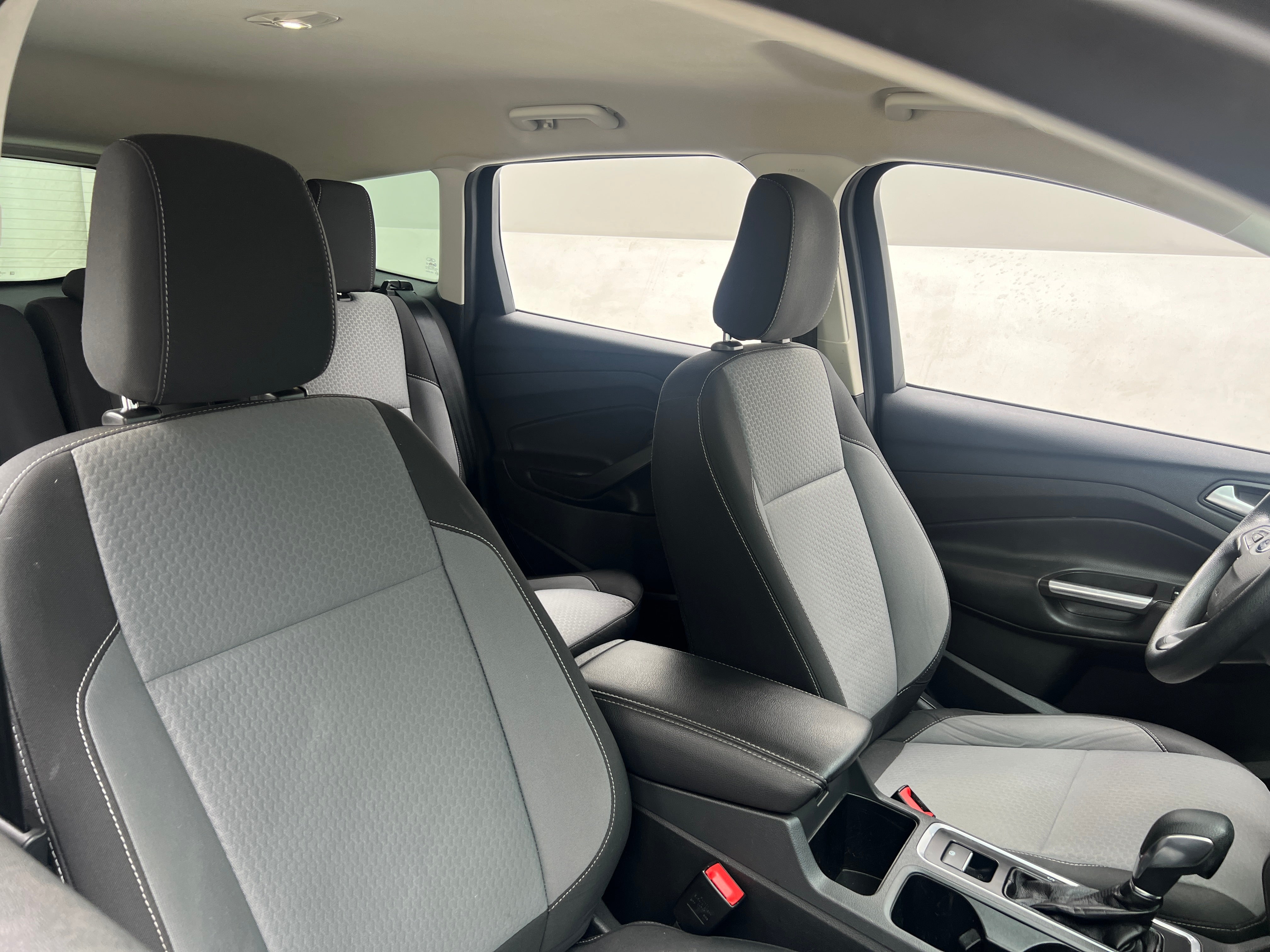 2018 Ford Escape SE 2