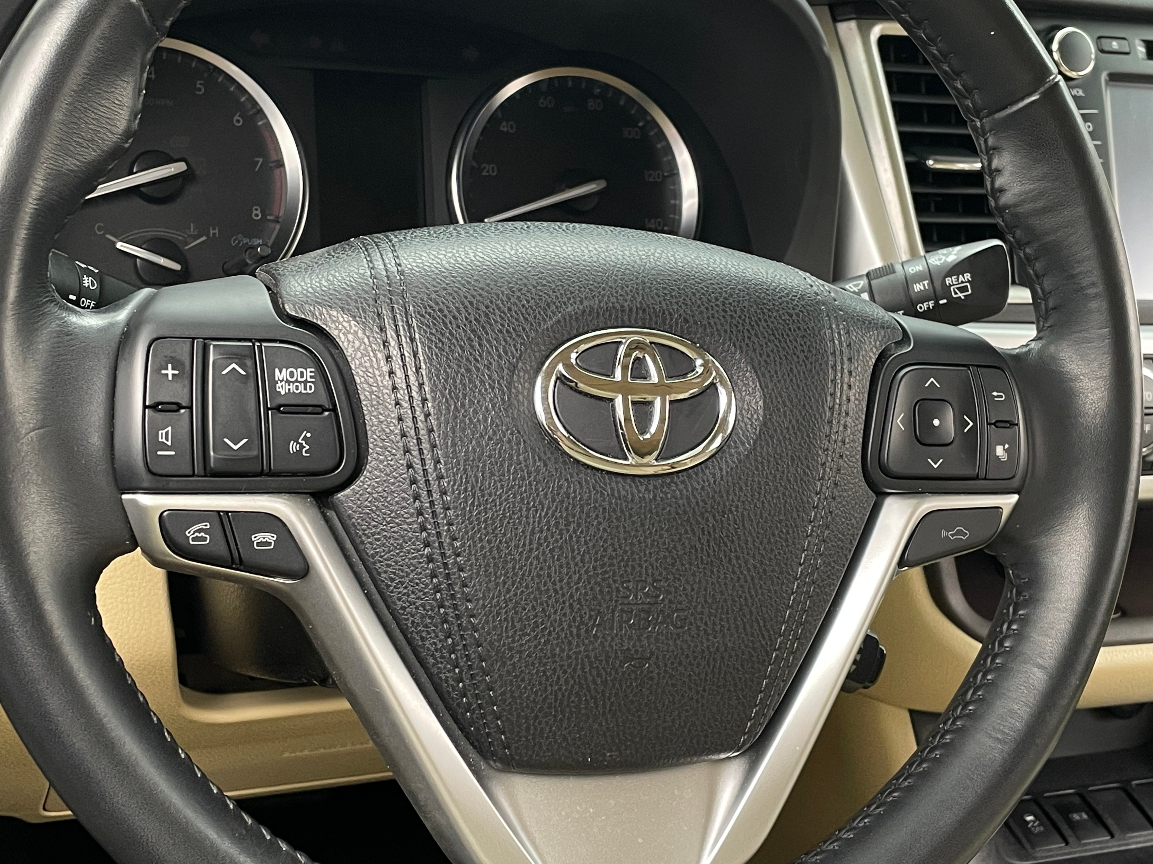 2015 Toyota Highlander Limited 4