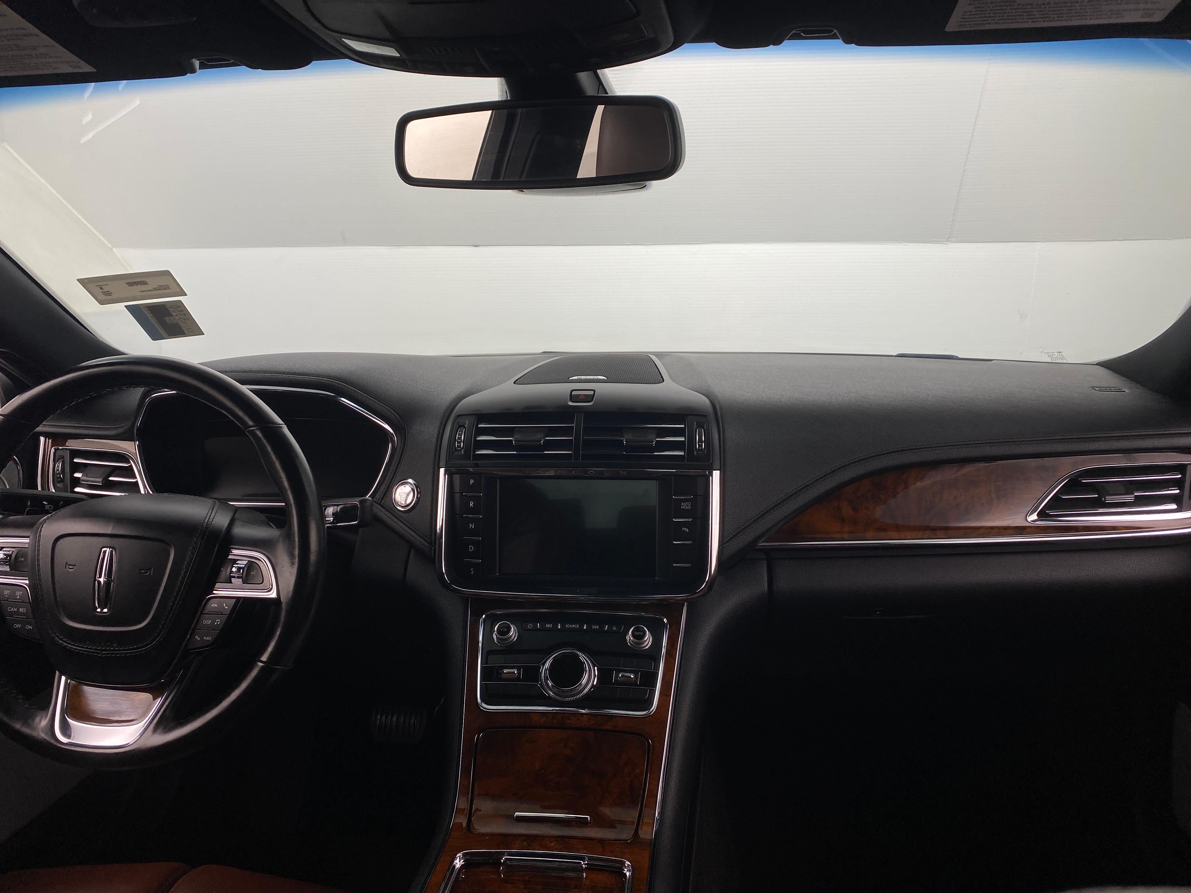 2017 Lincoln Continental Reserve 2