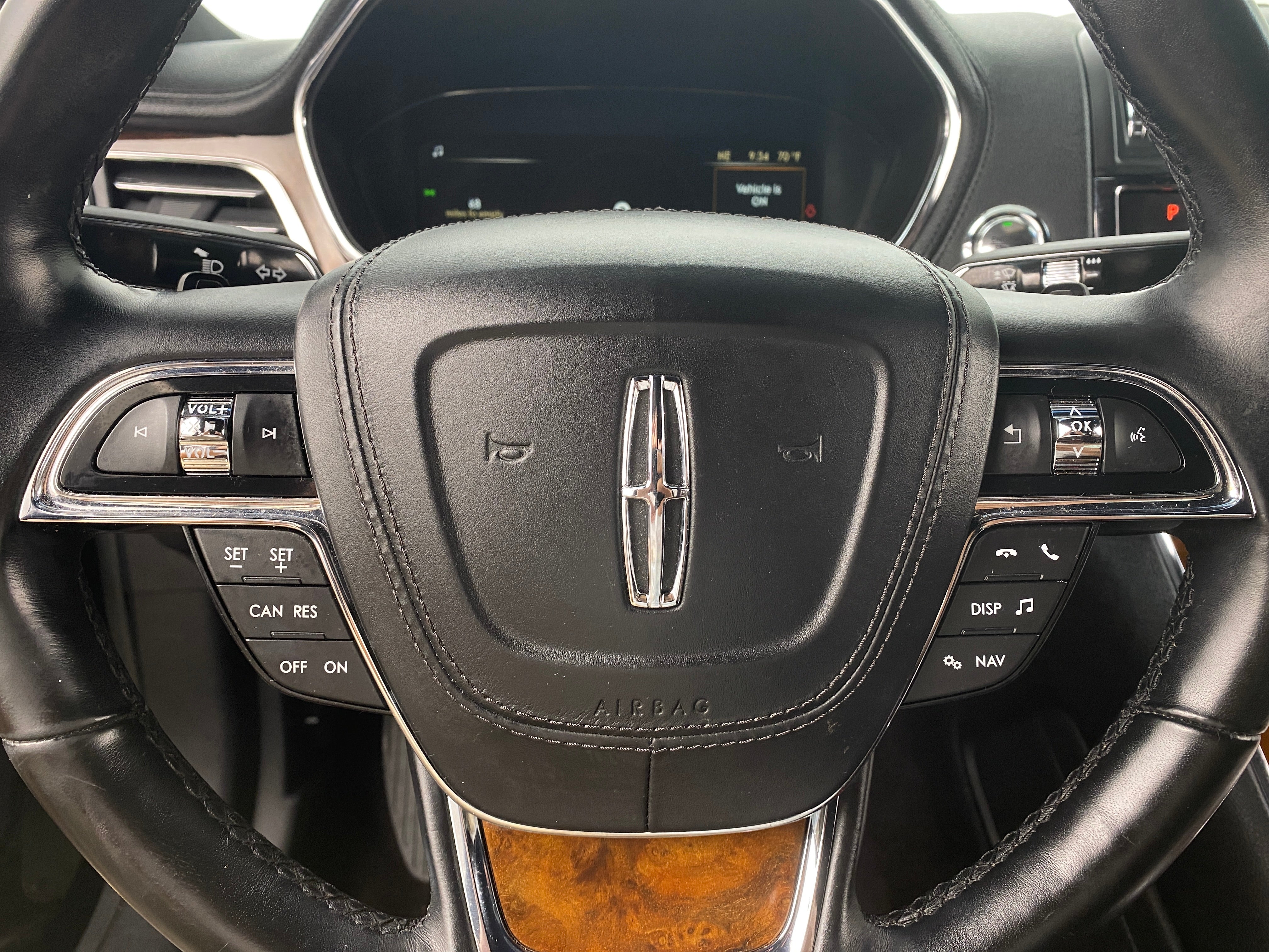 2017 Lincoln Continental Reserve 4