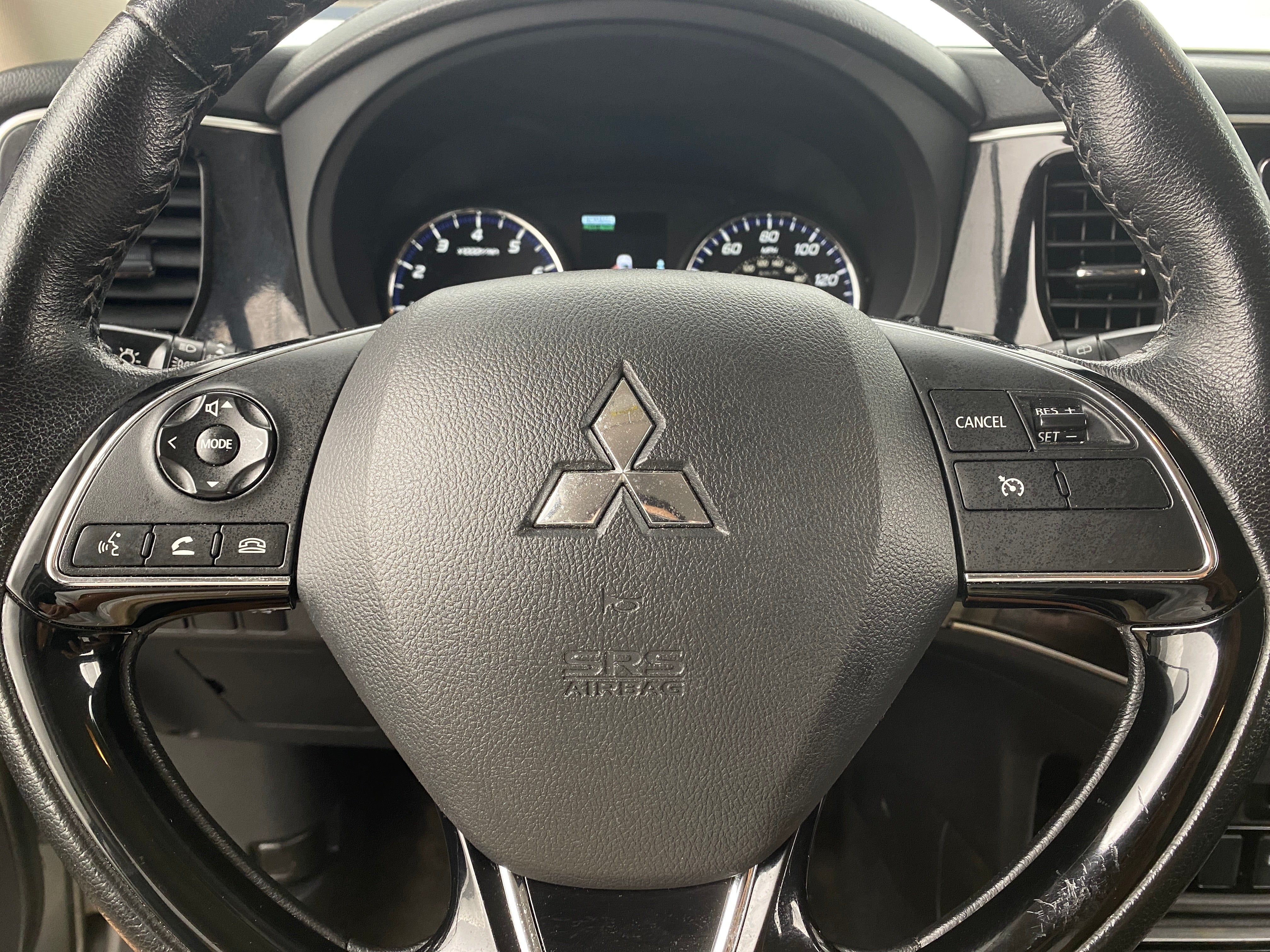 2018 Mitsubishi Outlander SEL 4