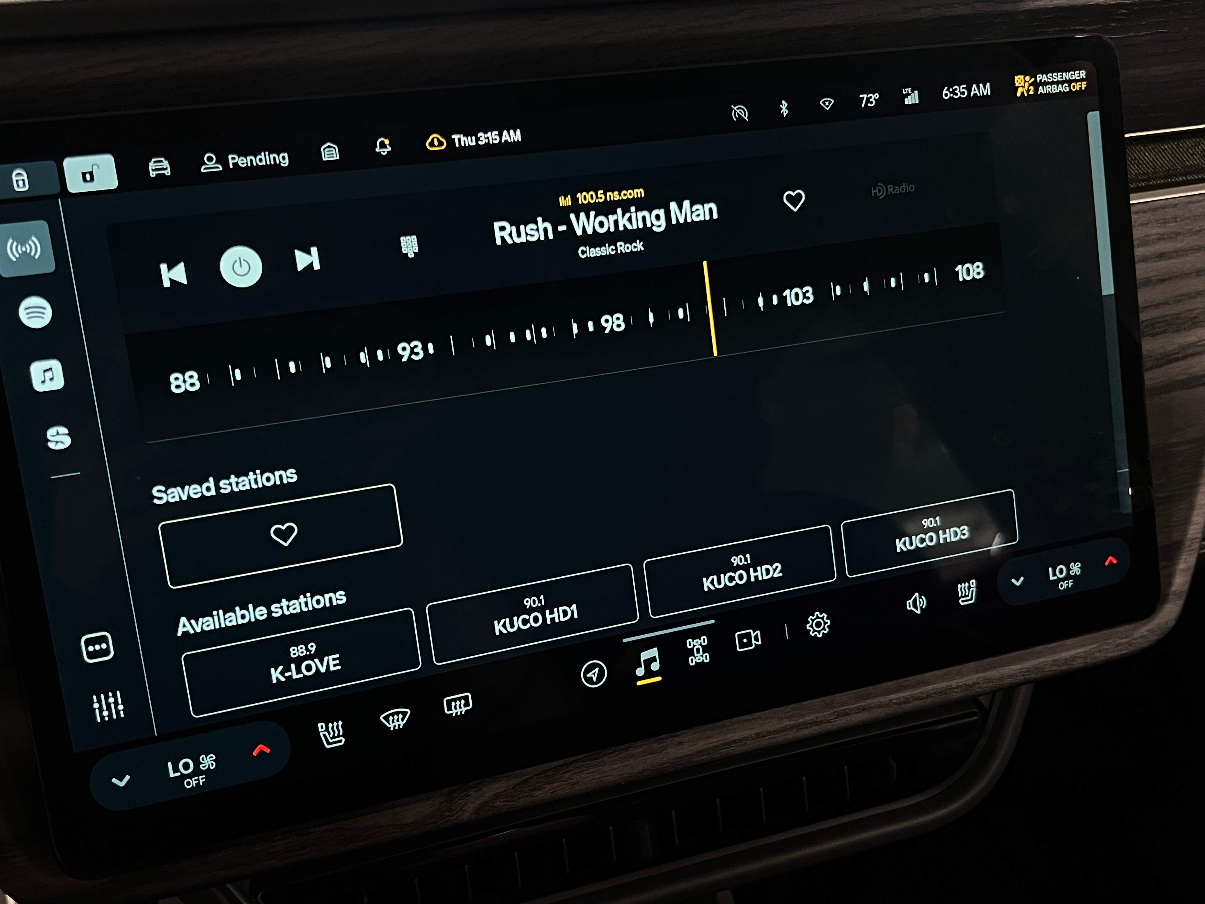 2023 Rivian R1S Adventure 3