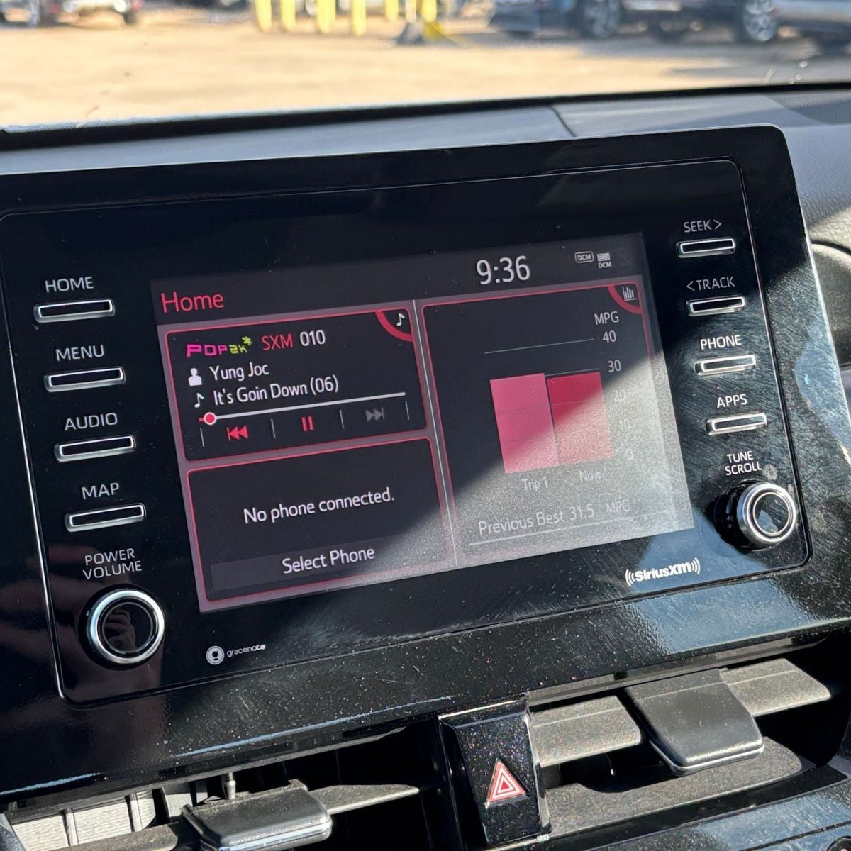 2024 Toyota Camry LE 4