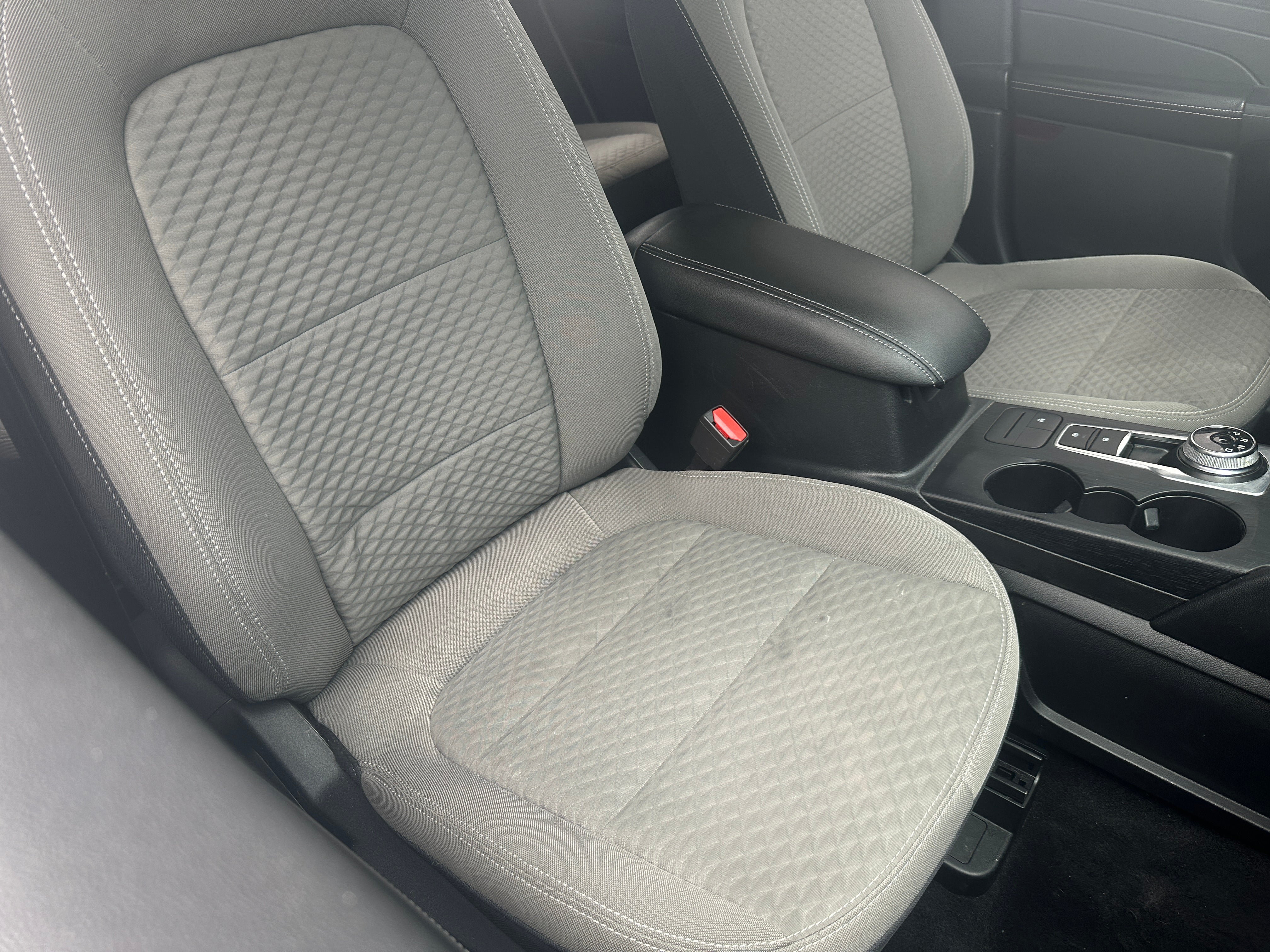 2022 Ford Escape SE Sport Hybrid 2